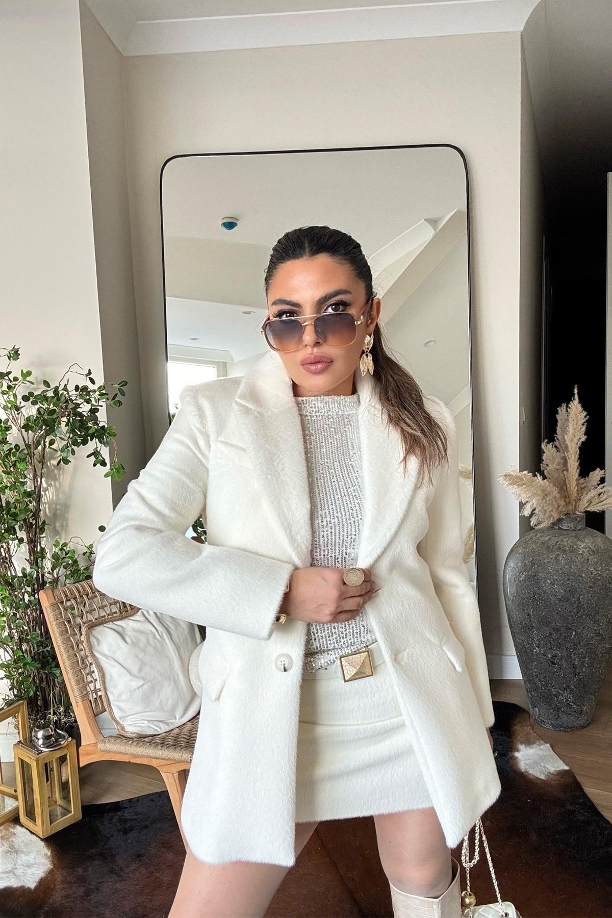 İki Düğmeli Kürk Blazer Ceket Ekru