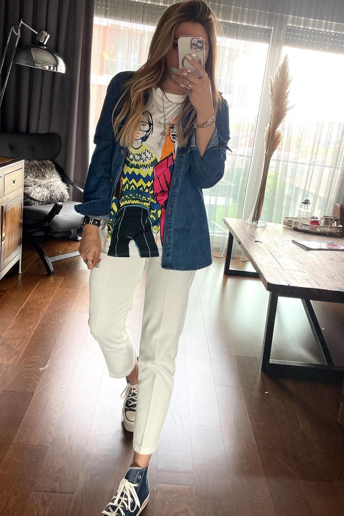 İki Kadın Silüetli Tshirt Ekru