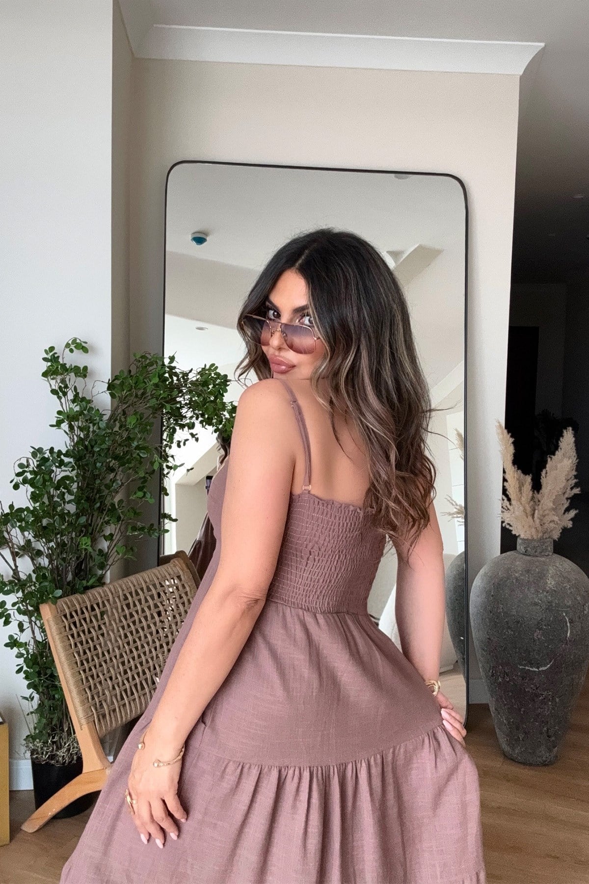 İşleme Detay Pamuk Askılı Elbise Kahve