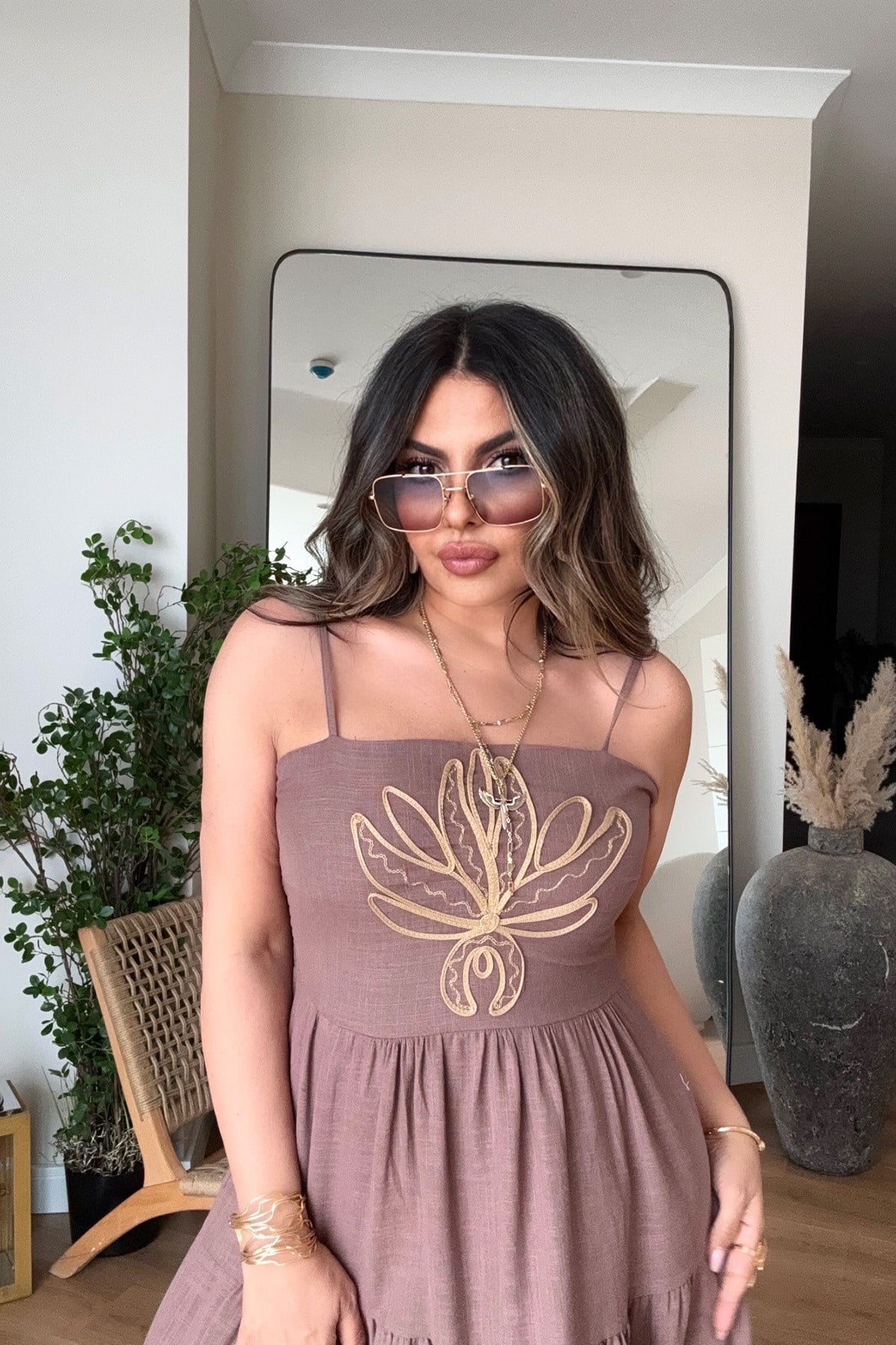 İşleme Detay Pamuk Askılı Elbise Kahve