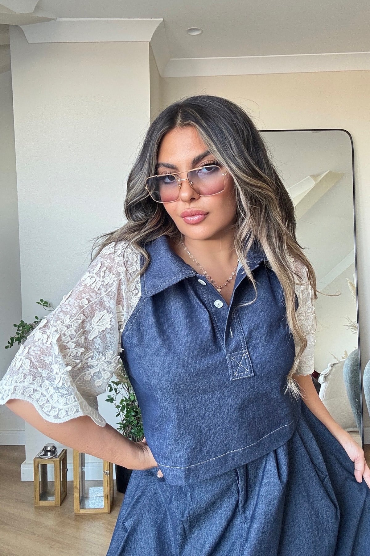 Kabartma İşlemeli Garnili Jean Bluz Lacivert