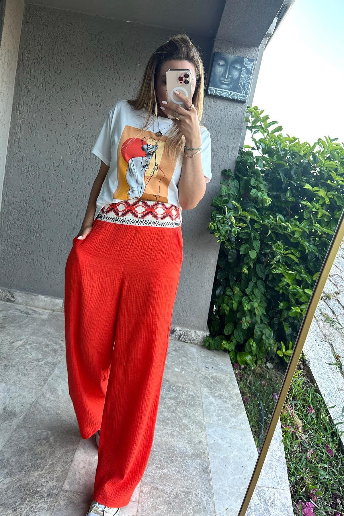 Kadın Silüetli Tshirt Ekru