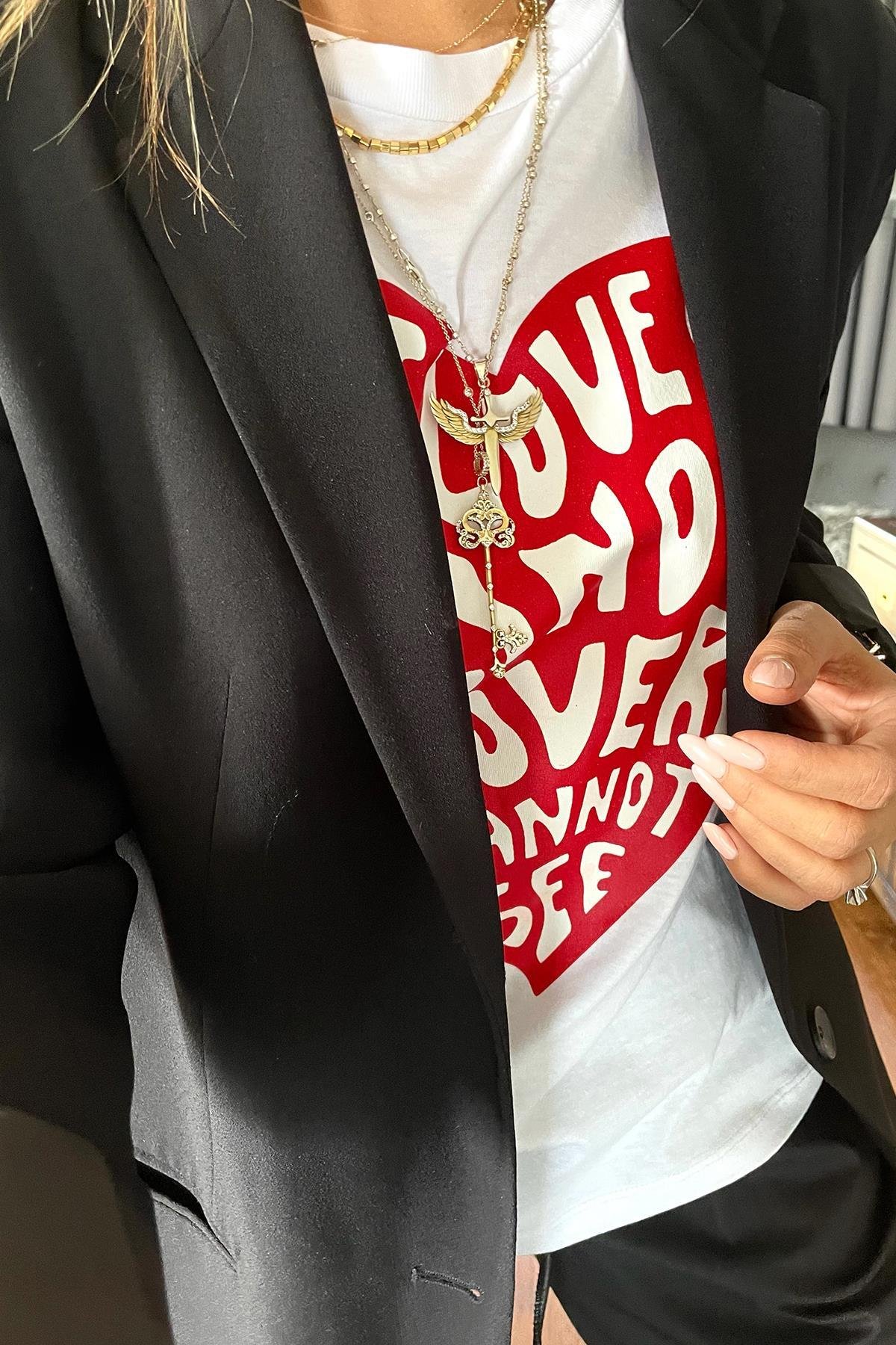 Kalp Baskılı Tshirt Beyaz
