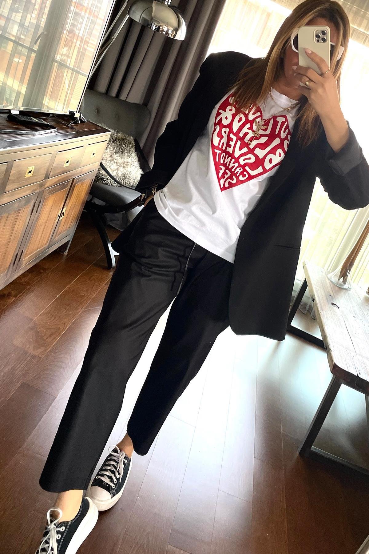 Kalp Baskılı Tshirt Beyaz