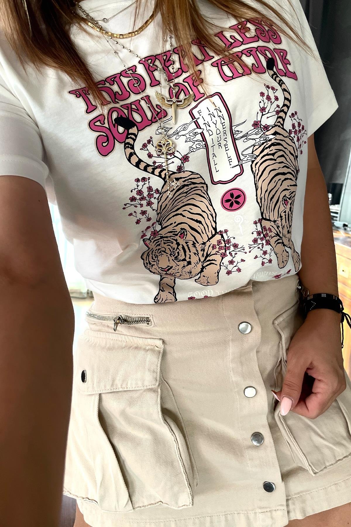 Kaplan Baskılı Tshirt Ekru