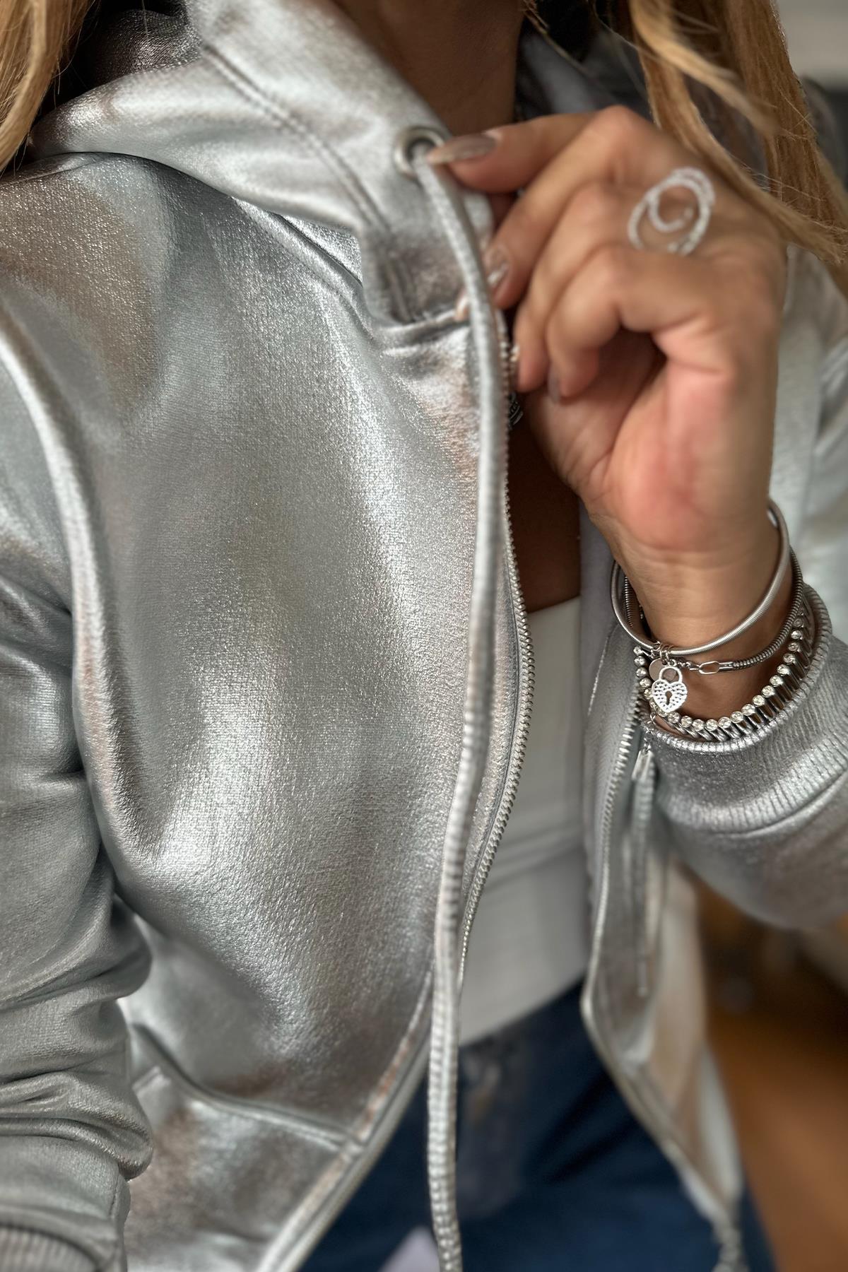 Kapüşonlu Gümüş Varaklı Fermuarlı Sweatshirt Gümüş