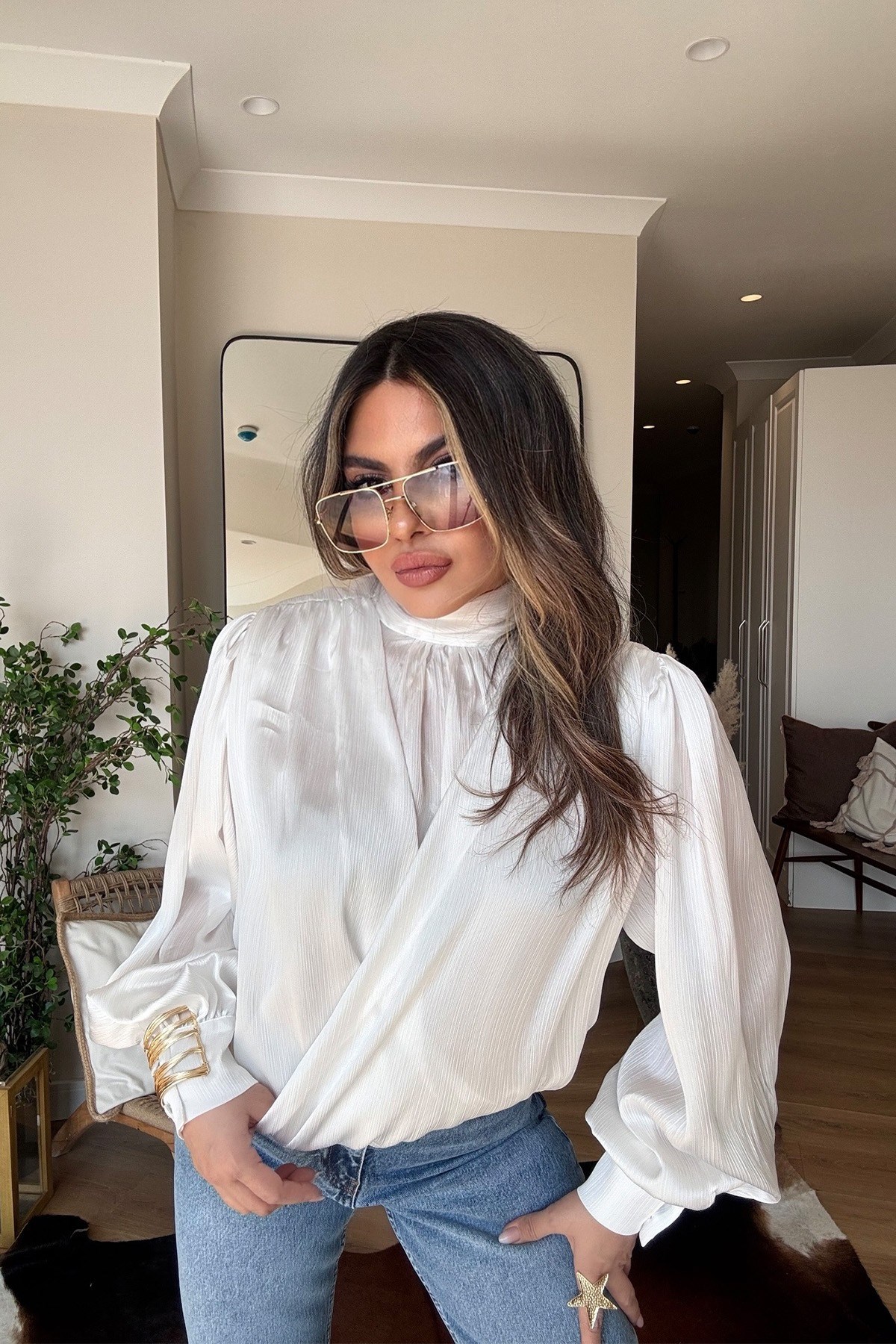 Krinkle Saten Boyun Bağlamalı Bluz Ekru