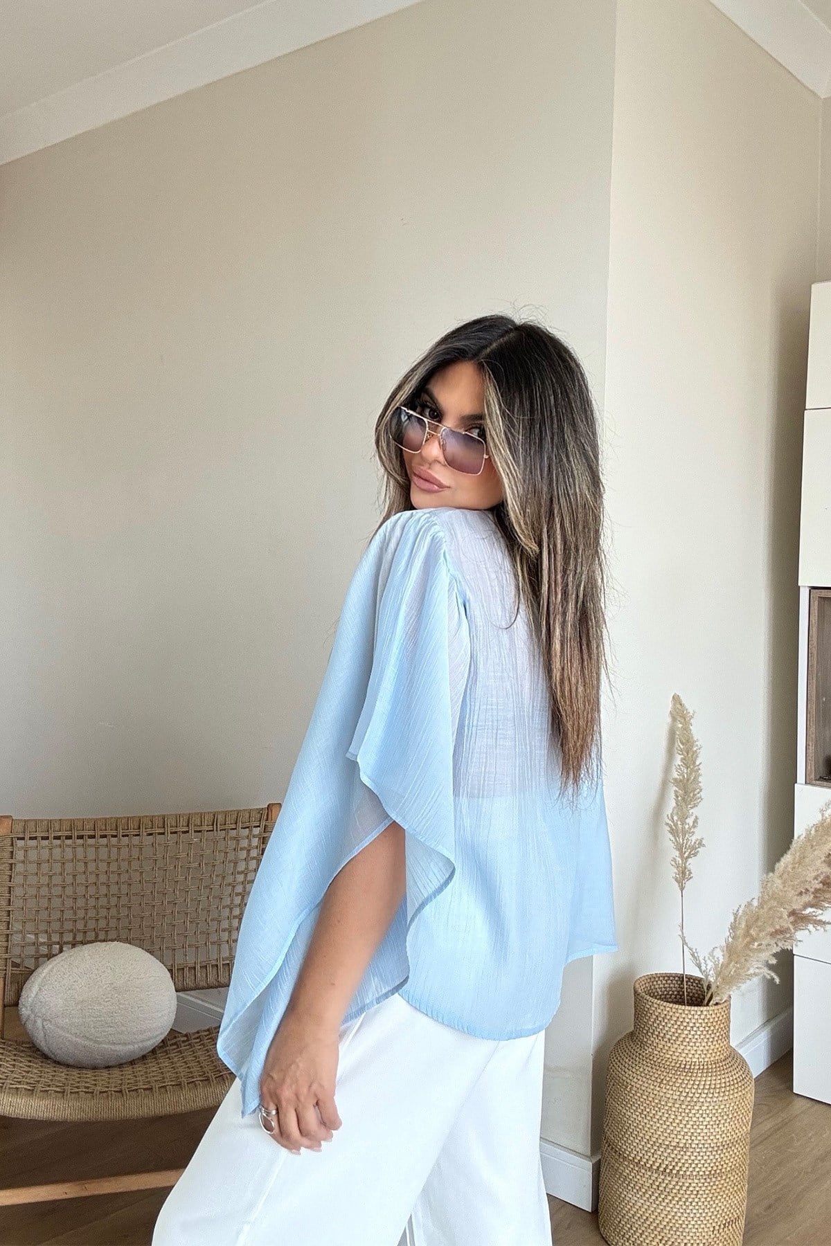 Kristal Boncuk Aplikeli Vual Kumaş Bluz Mavi