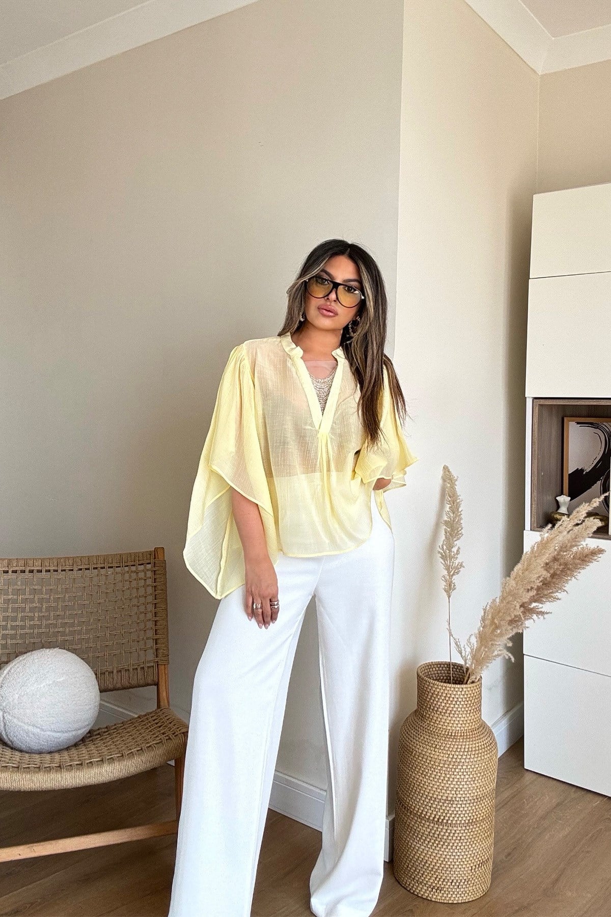 Kristal Boncuk Aplikeli Vual Kumaş Bluz Sarı