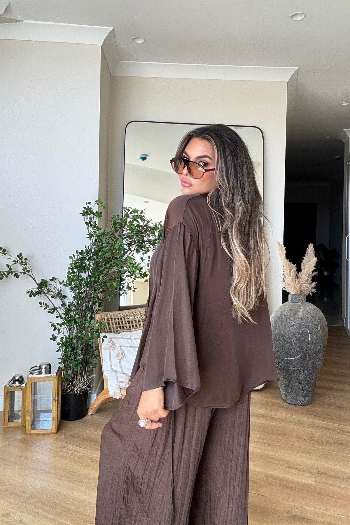 Kruvaze Bağlamalı Mat Saten Bluz Acı Kahve
