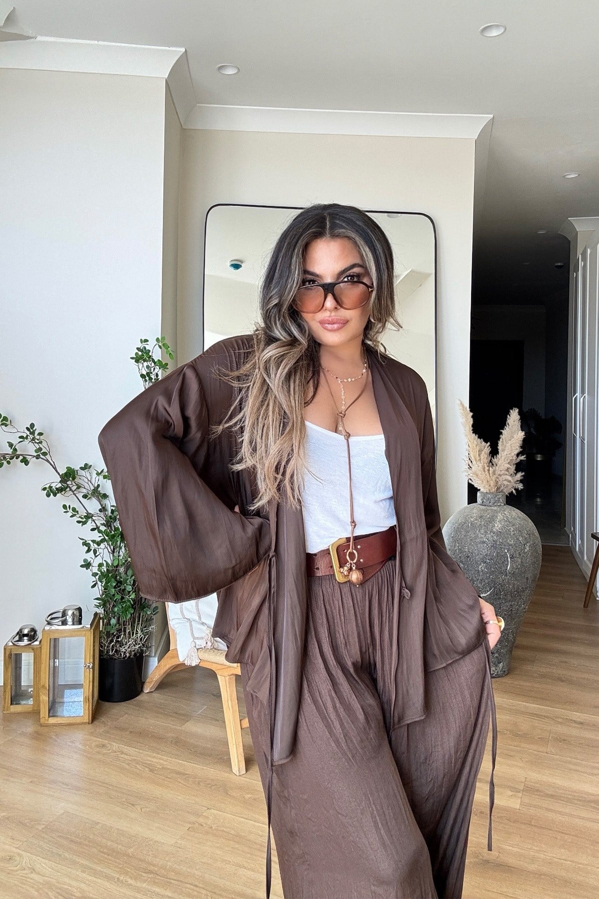 Kruvaze Bağlamalı Mat Saten Bluz Acı Kahve