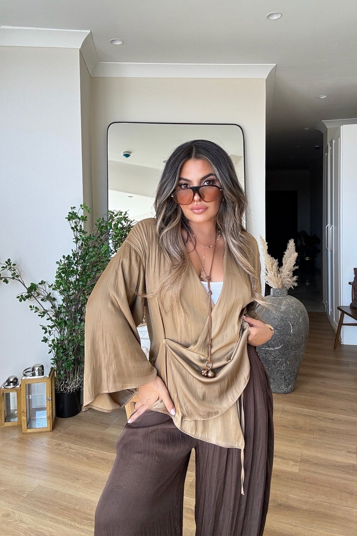 Kruvaze Bağlamalı Mat Saten Bluz Mocha Mousse