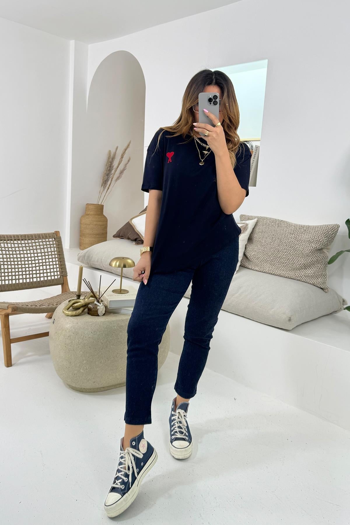 Kupa As İşlemeli Tshirt Lacivert