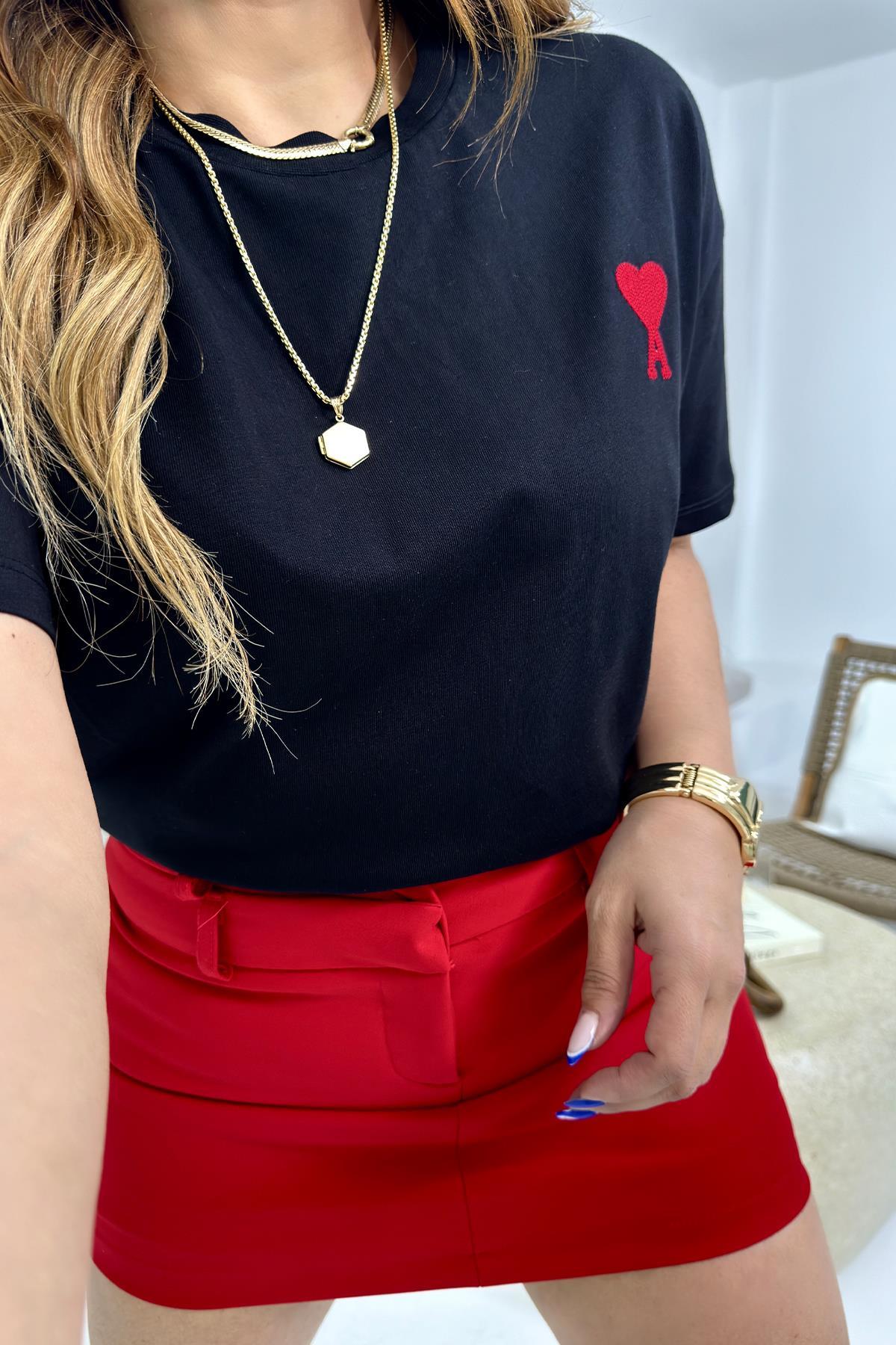 Kupa As İşlemeli Tshirt Siyah