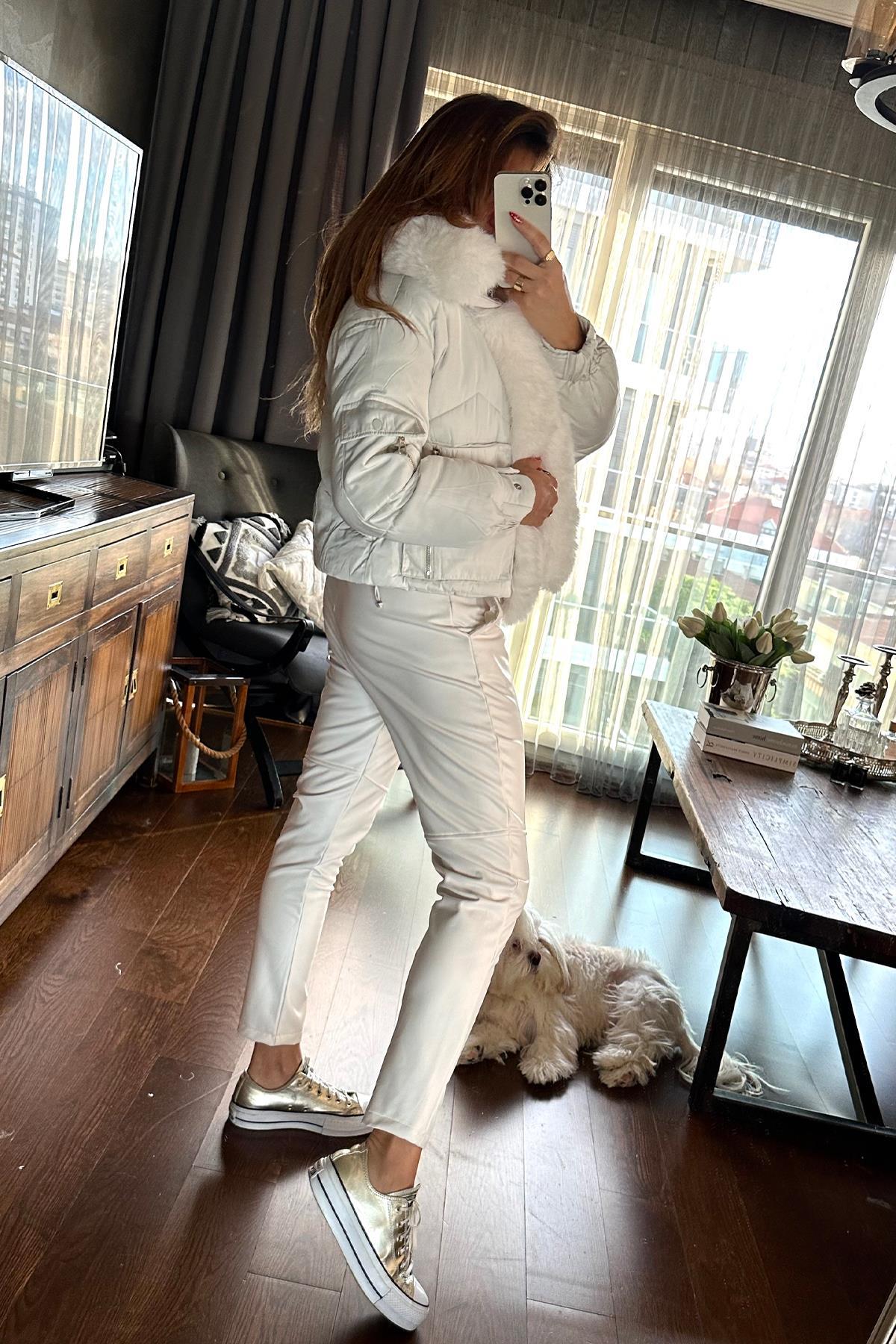 Kürk Detaylı Şişme Mont Ekru