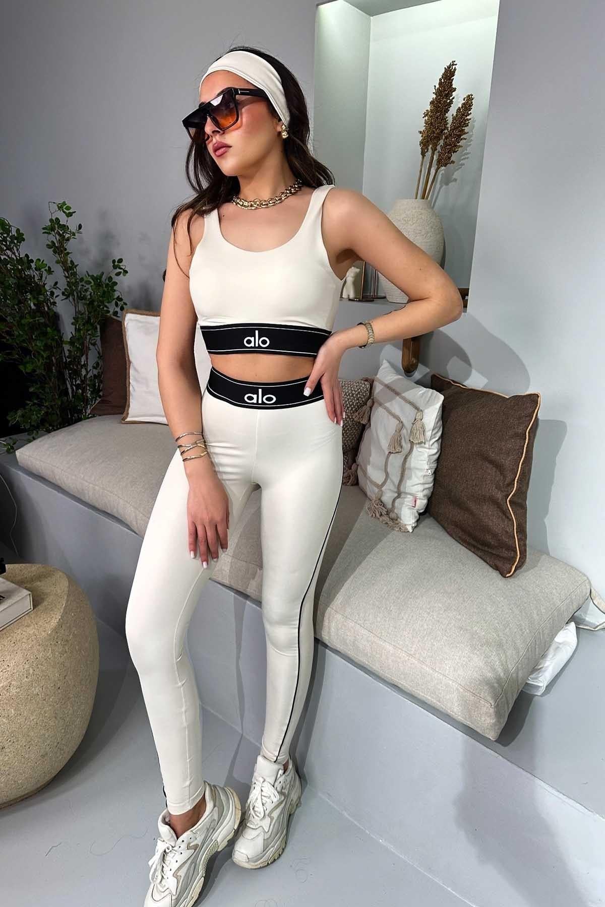 Marka Model Biye Detay Tayt Crop Takım Taş
