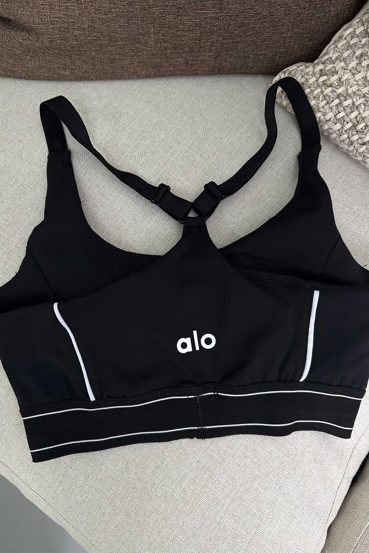 Marka Model Biyeli Crop Tayt Takım Siyah