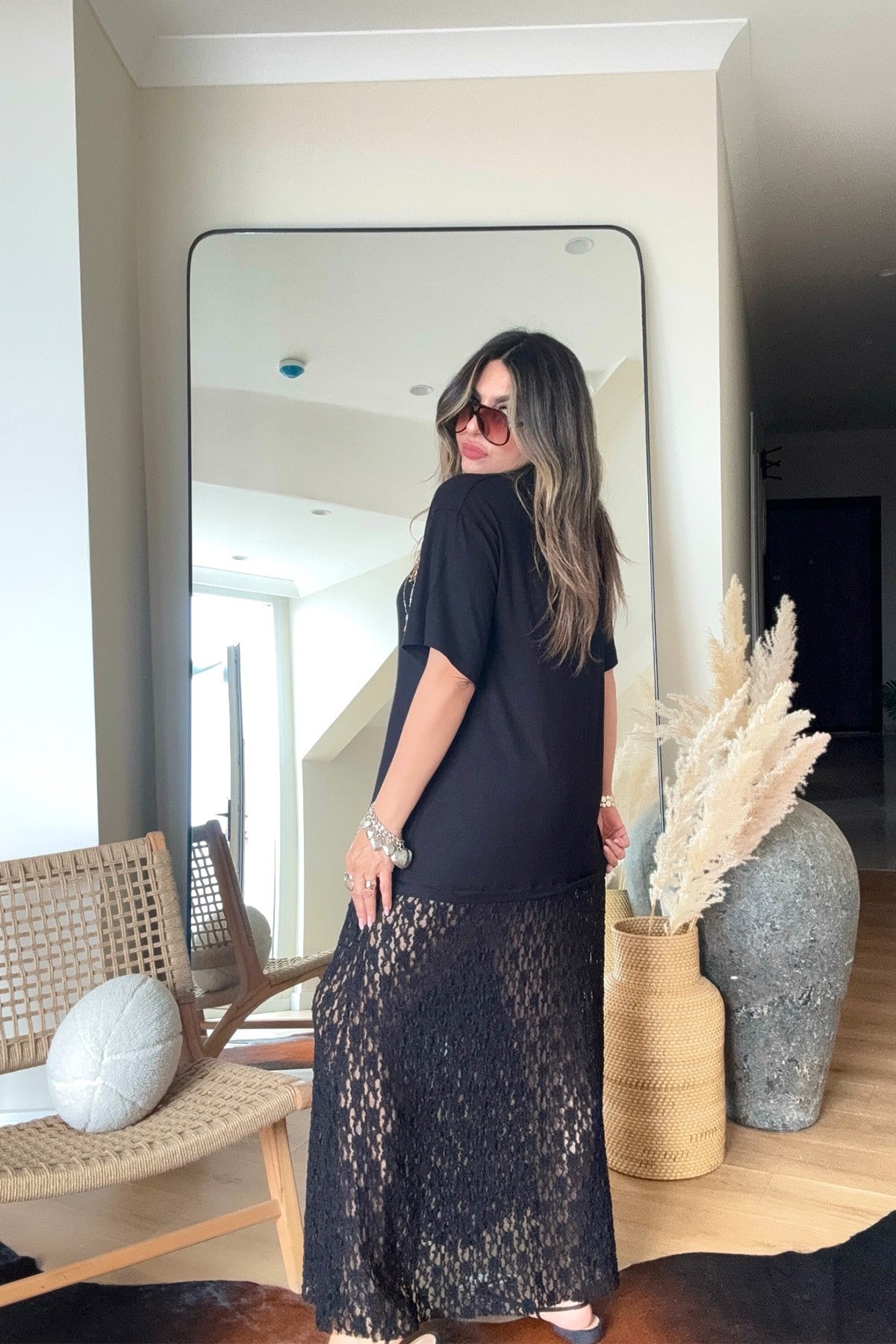 Marka Model Dantel Etek Ucu Detay Elbise Siyah