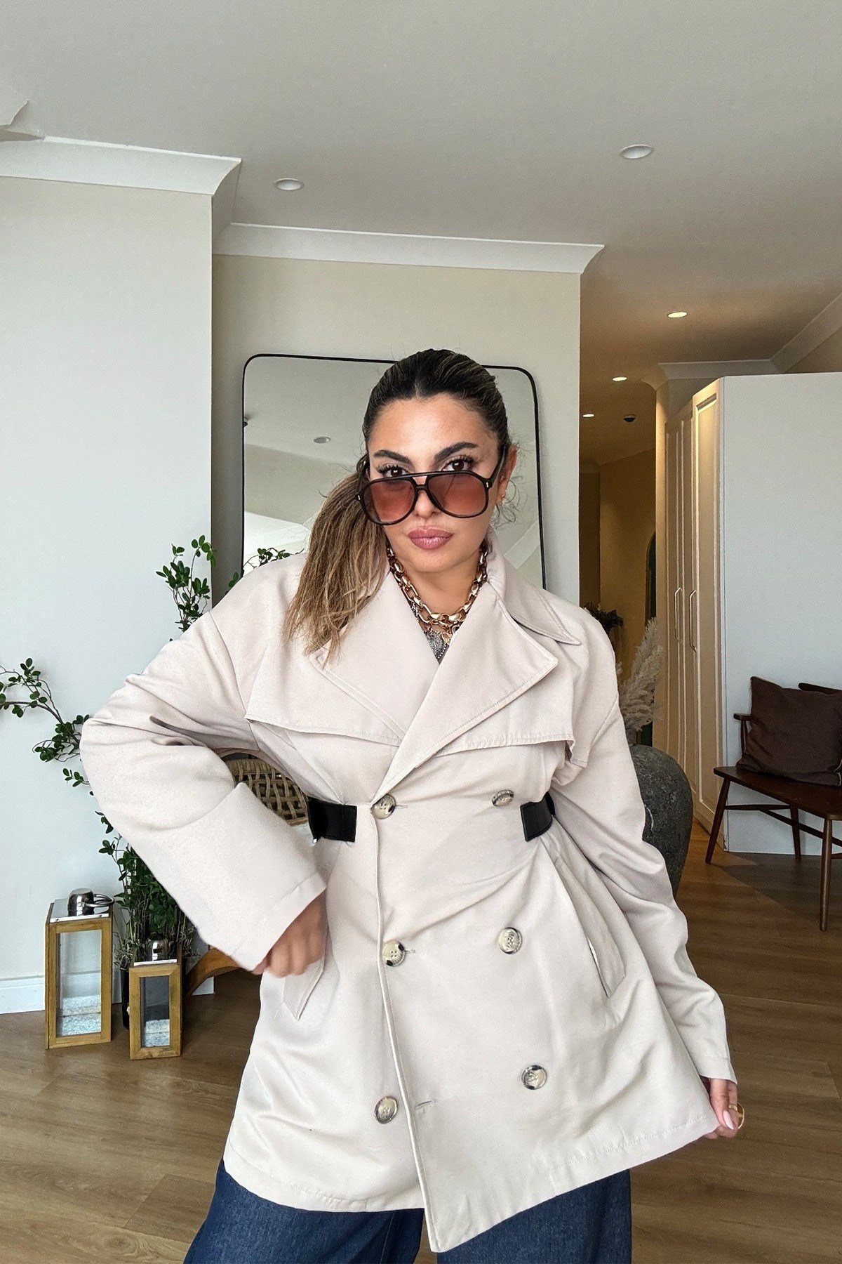 Marka Model Deri Kemer Detaylı Trenchcoat Bej
