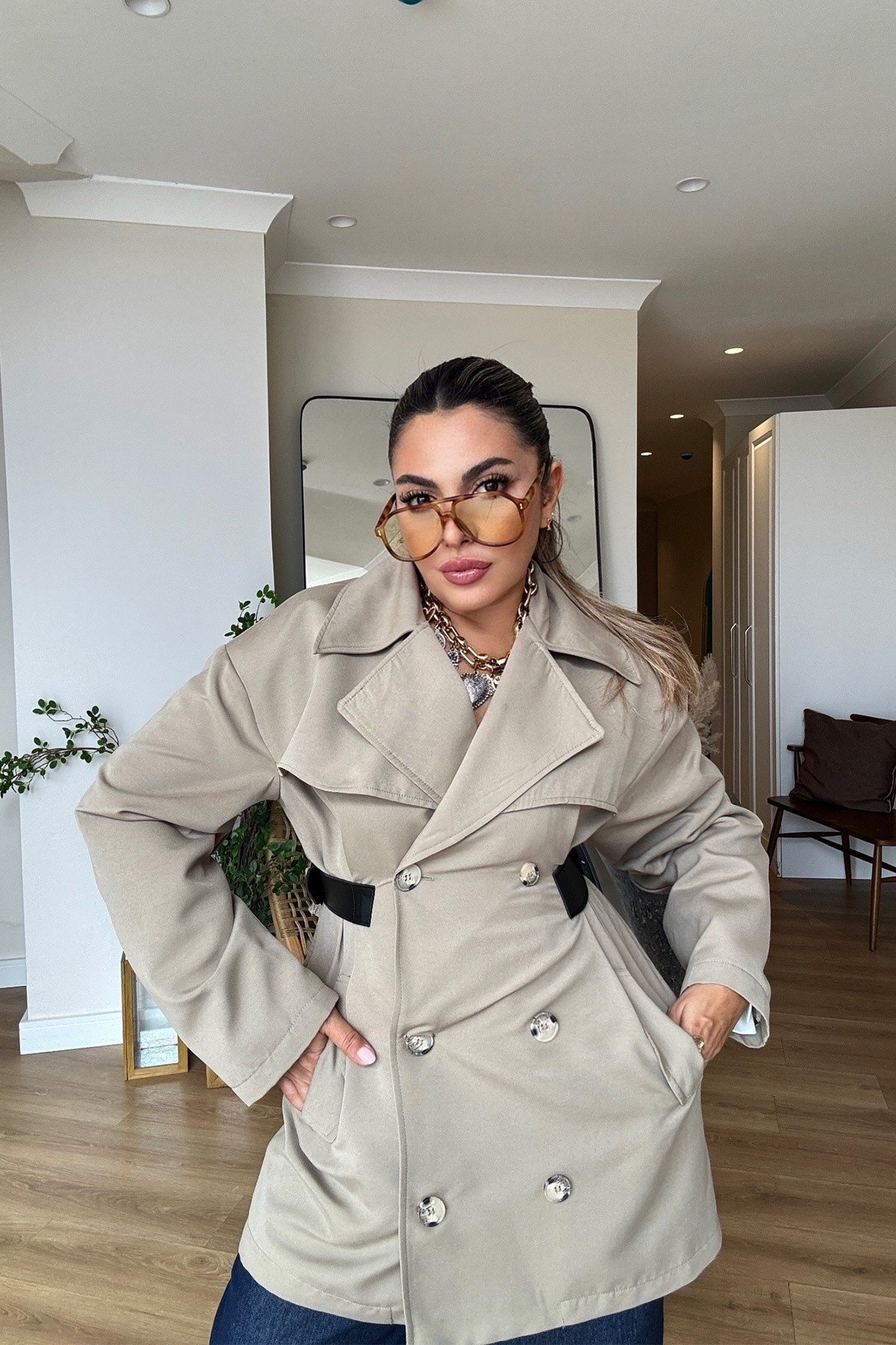 Marka Model Deri Kemer Detaylı Trenchcoat Haki