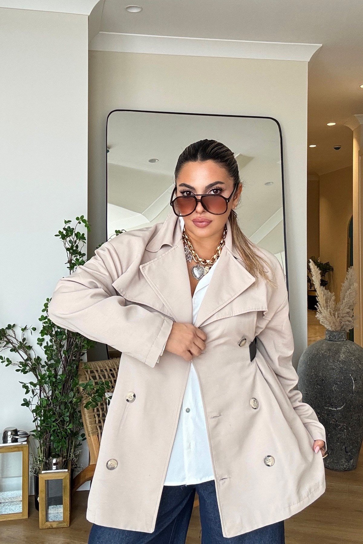 Marka Model Deri Kemer Detaylı Trenchcoat Bej