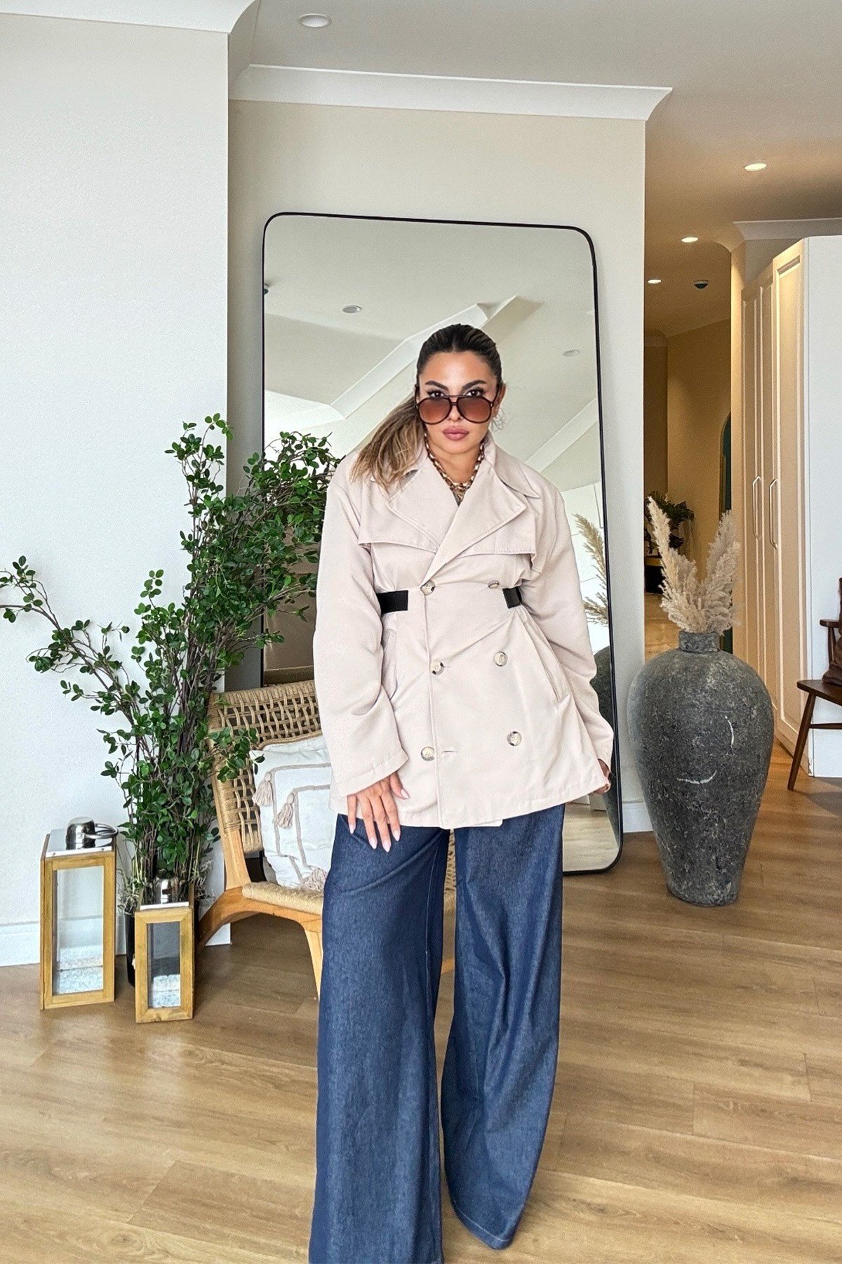 Marka Model Deri Kemer Detaylı Trenchcoat Bej
