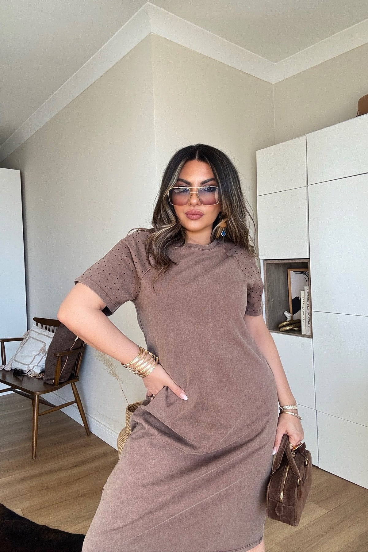 Marka Model Taşlı Yıkamalı Pamuk Elbise Kahve