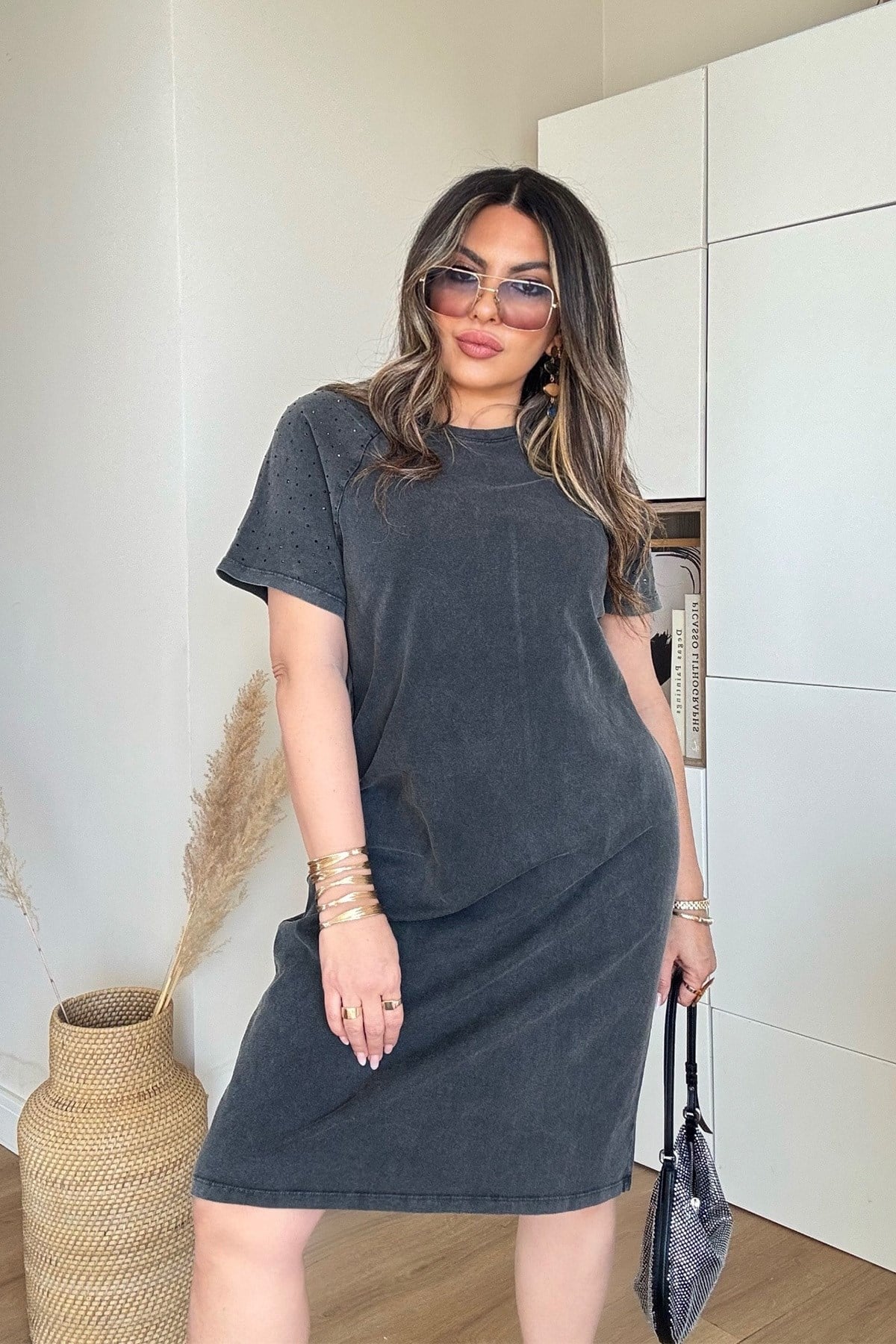 Marka Model Taşlı Yıkamalı Pamuk Elbise Antrasit