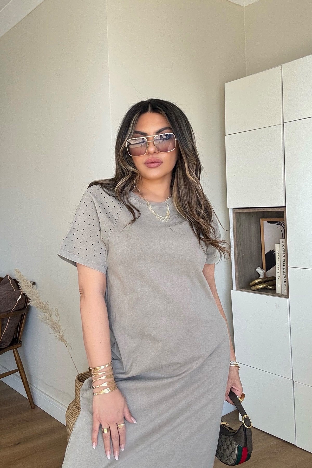Marka Model Taşlı Yıkamalı Pamuk Elbise Vizon