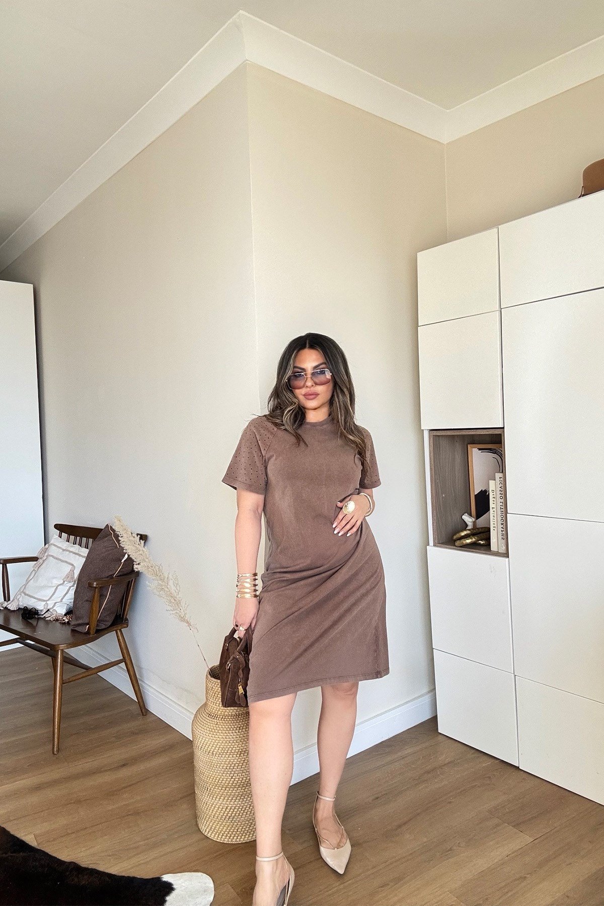 Marka Model Taşlı Yıkamalı Pamuk Elbise Kahve