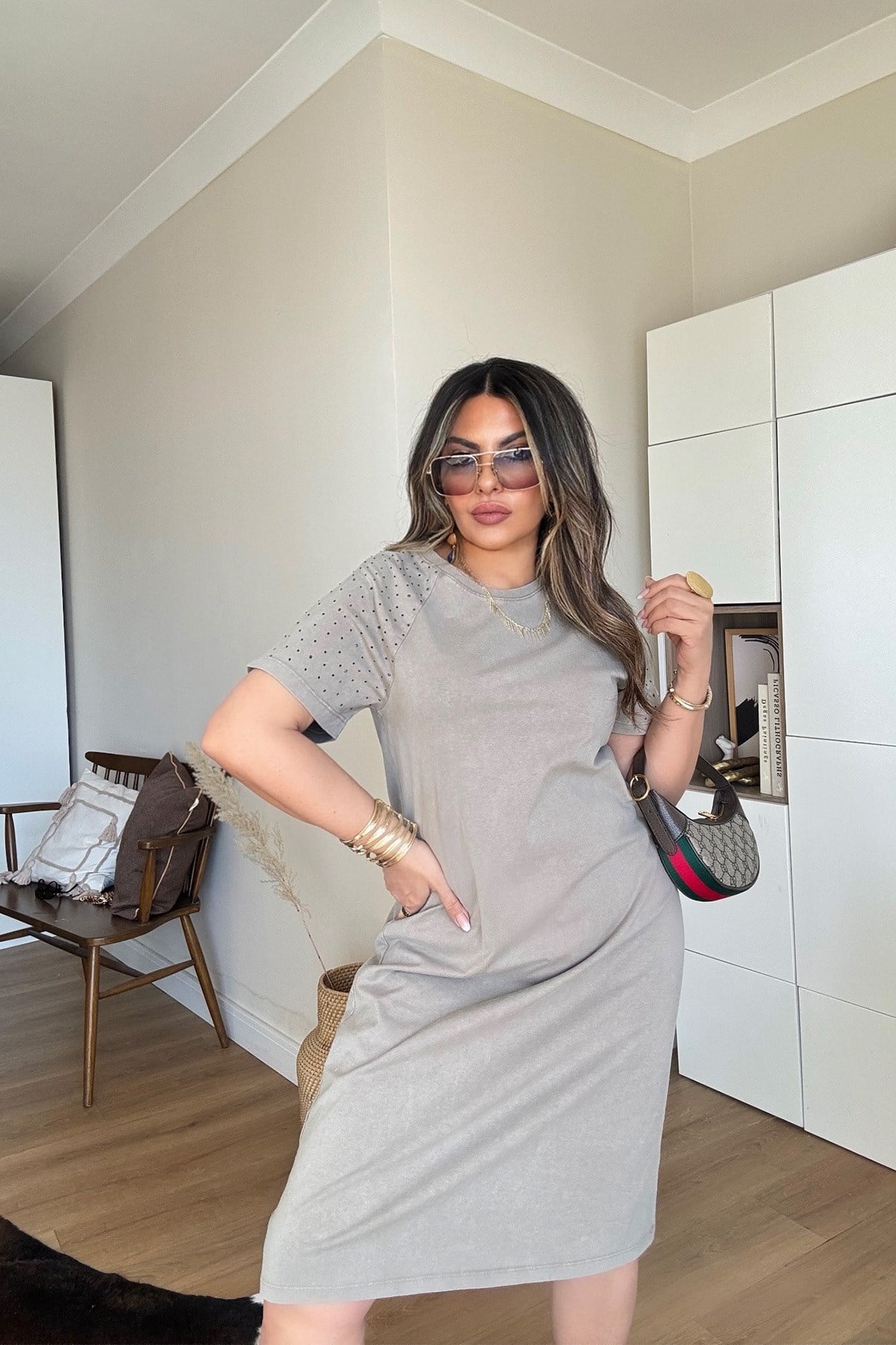 Marka Model Taşlı Yıkamalı Pamuk Elbise Vizon