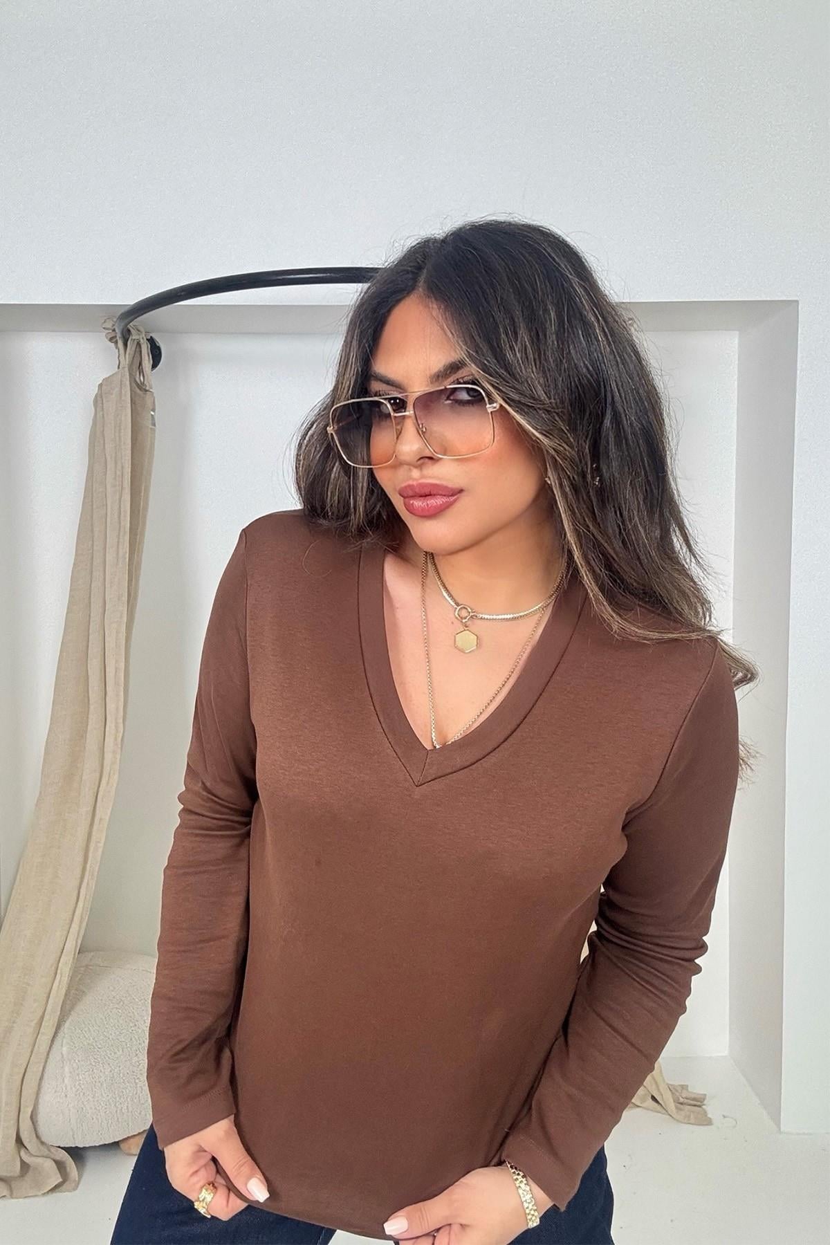 Massi Model V Yaka Uzun Kol Tshirt Kahve