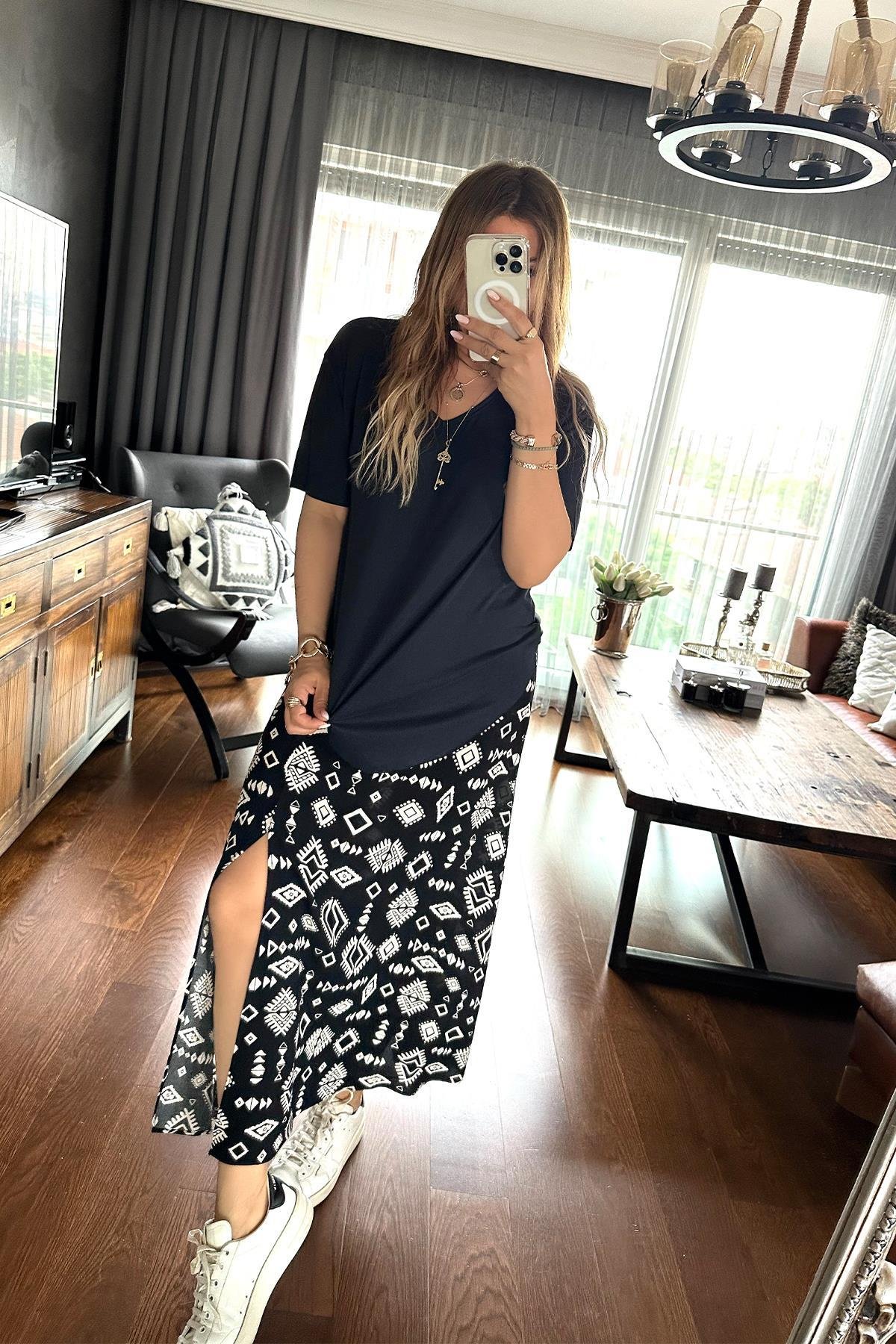Modal Kumaş V Yaka Tshirt Siyah