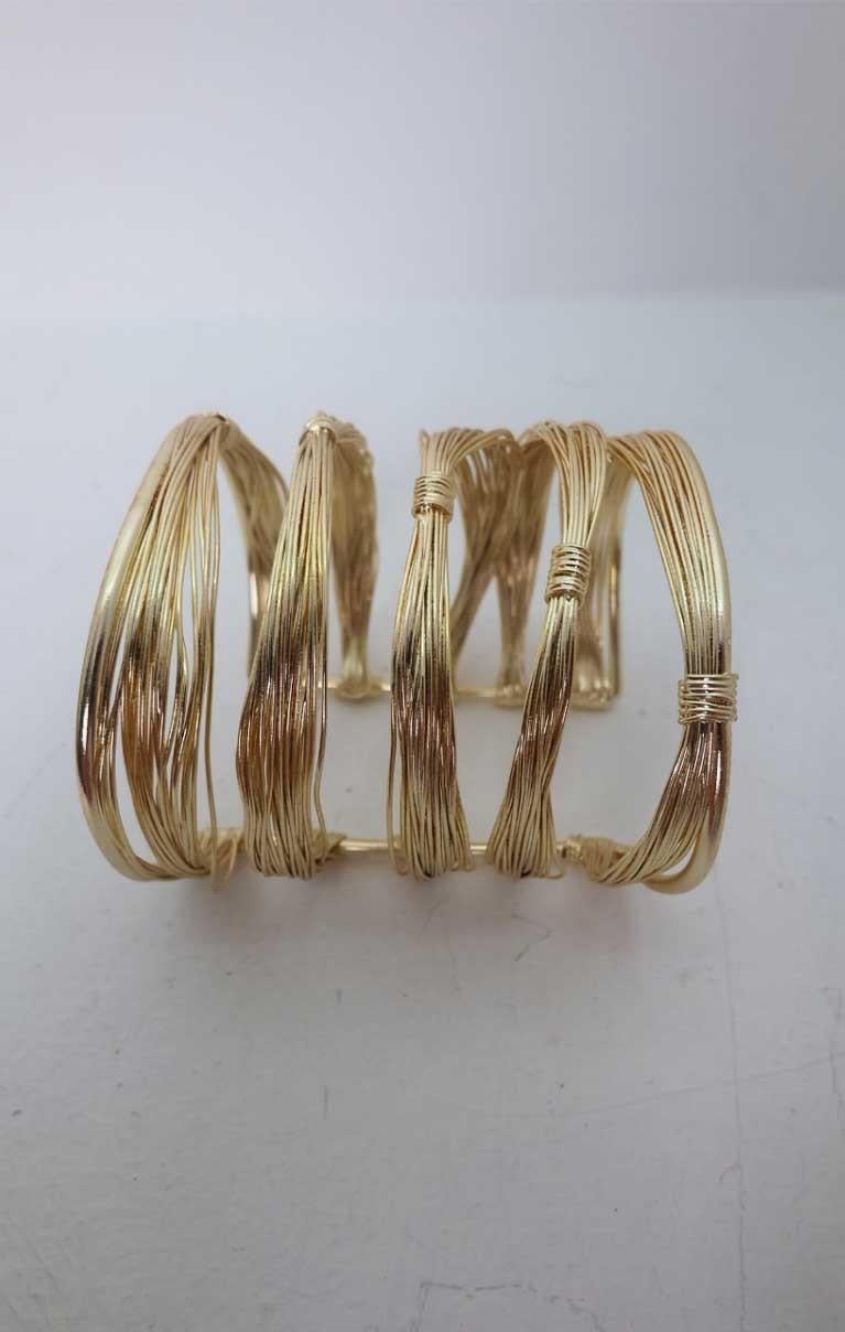 Nova Kıvrımı Bileklik Gold