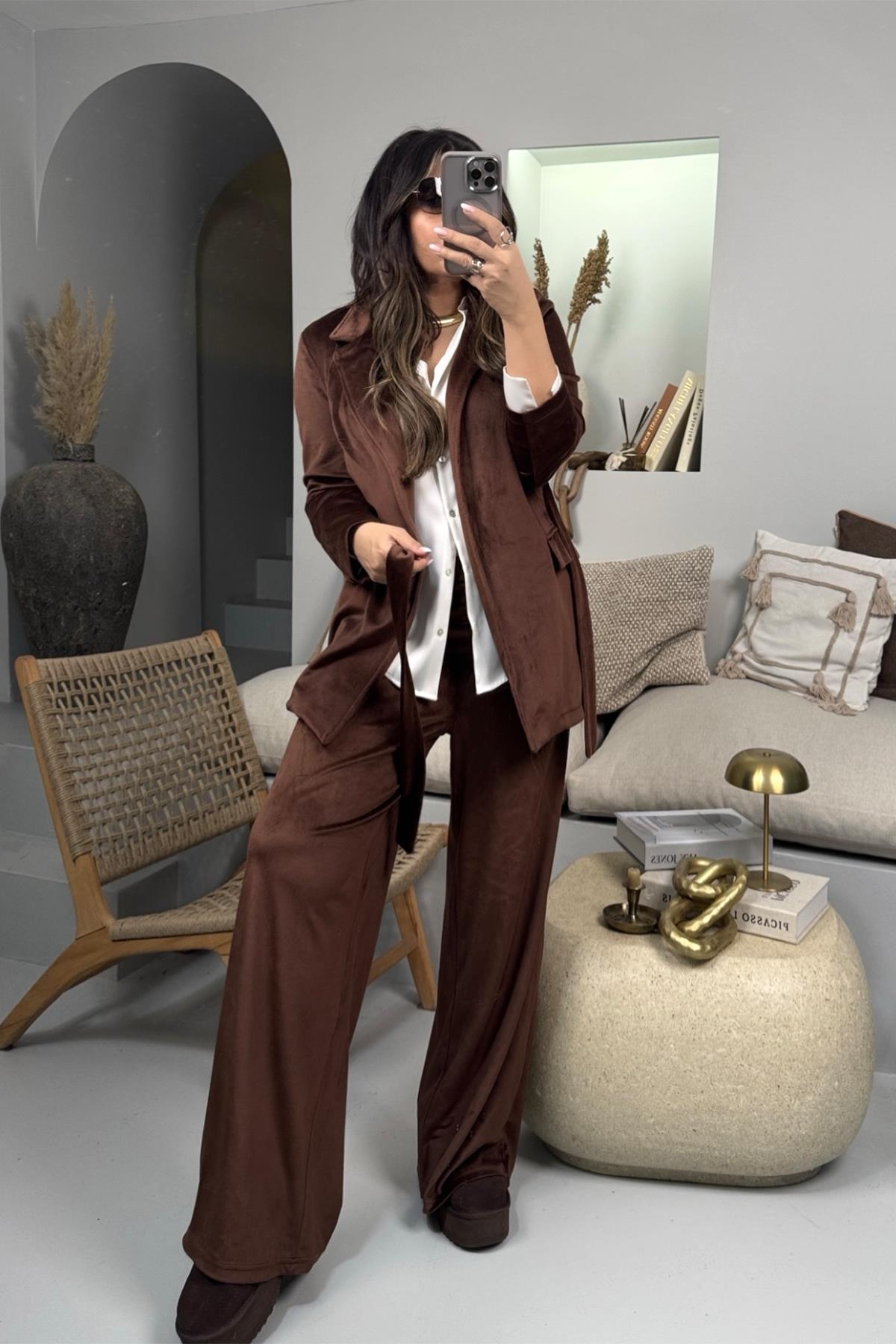 NW Model Kadife Takım Kahve