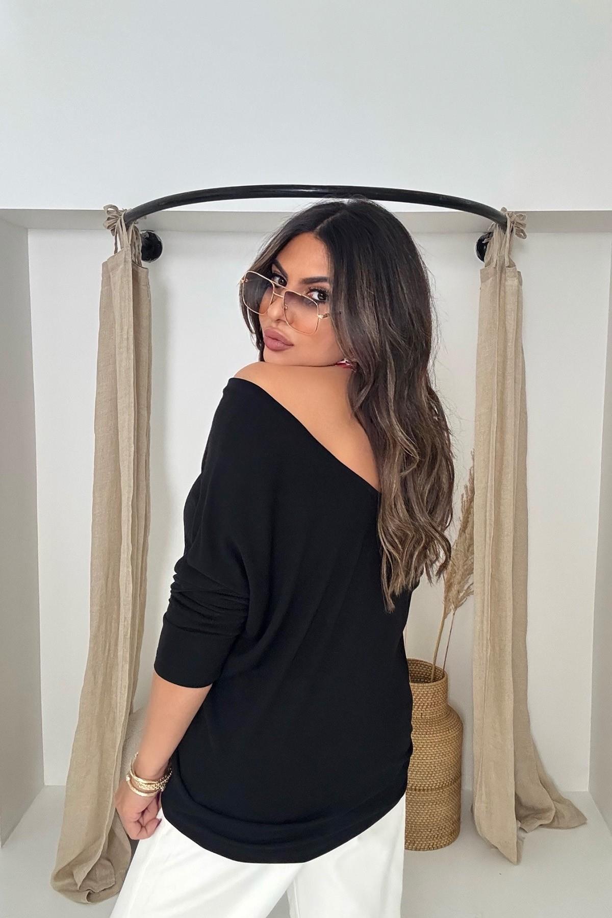 Ön Arka V Yaka Yumoş Örme Bluz Siyah