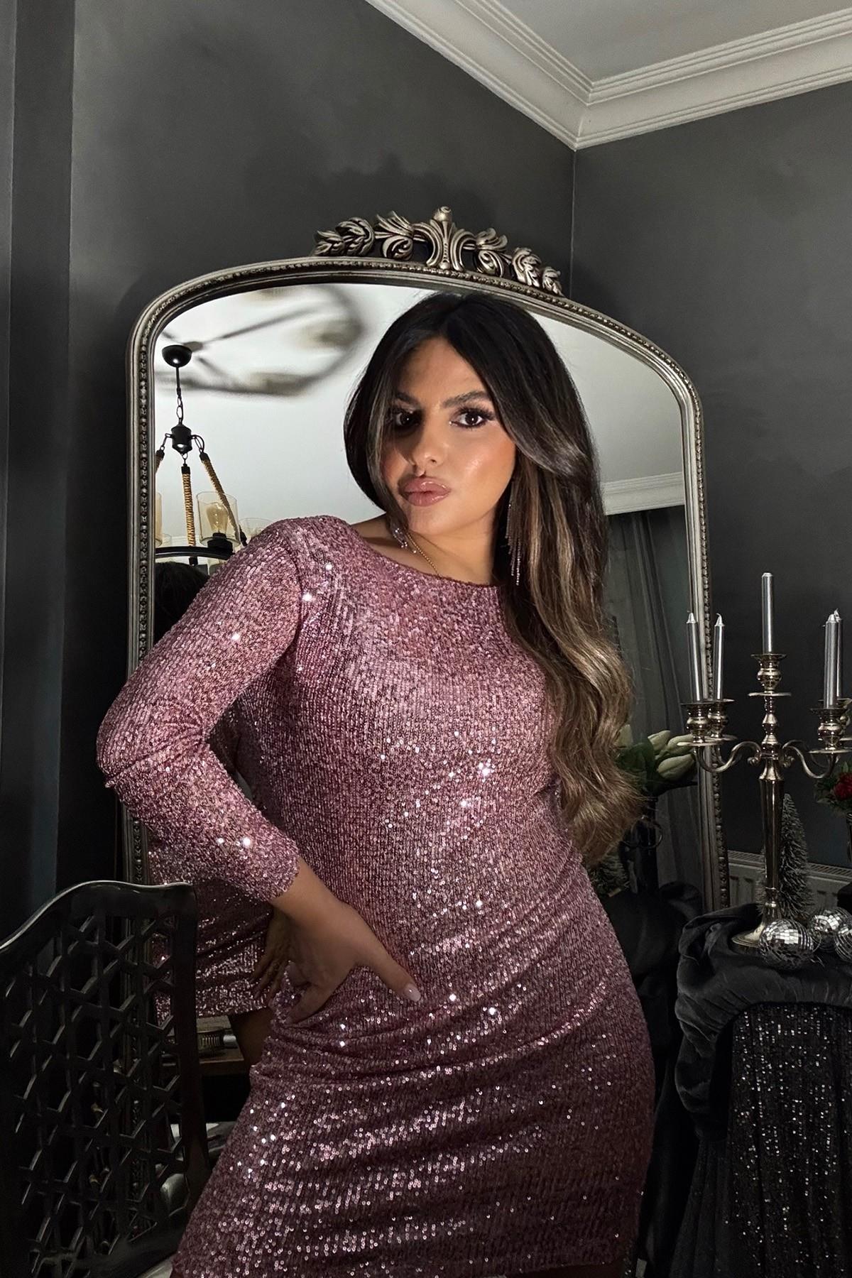 Oval Sırt Detay Payetli Elbise Pembe