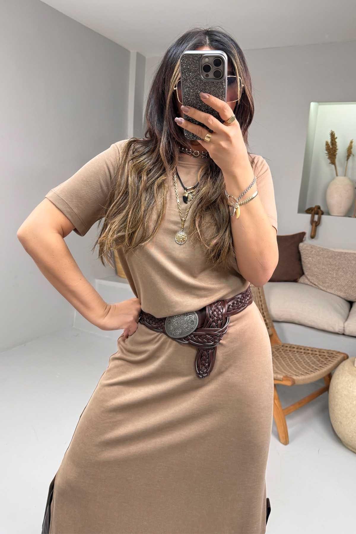 Oysh Model Basic Elbise Camel