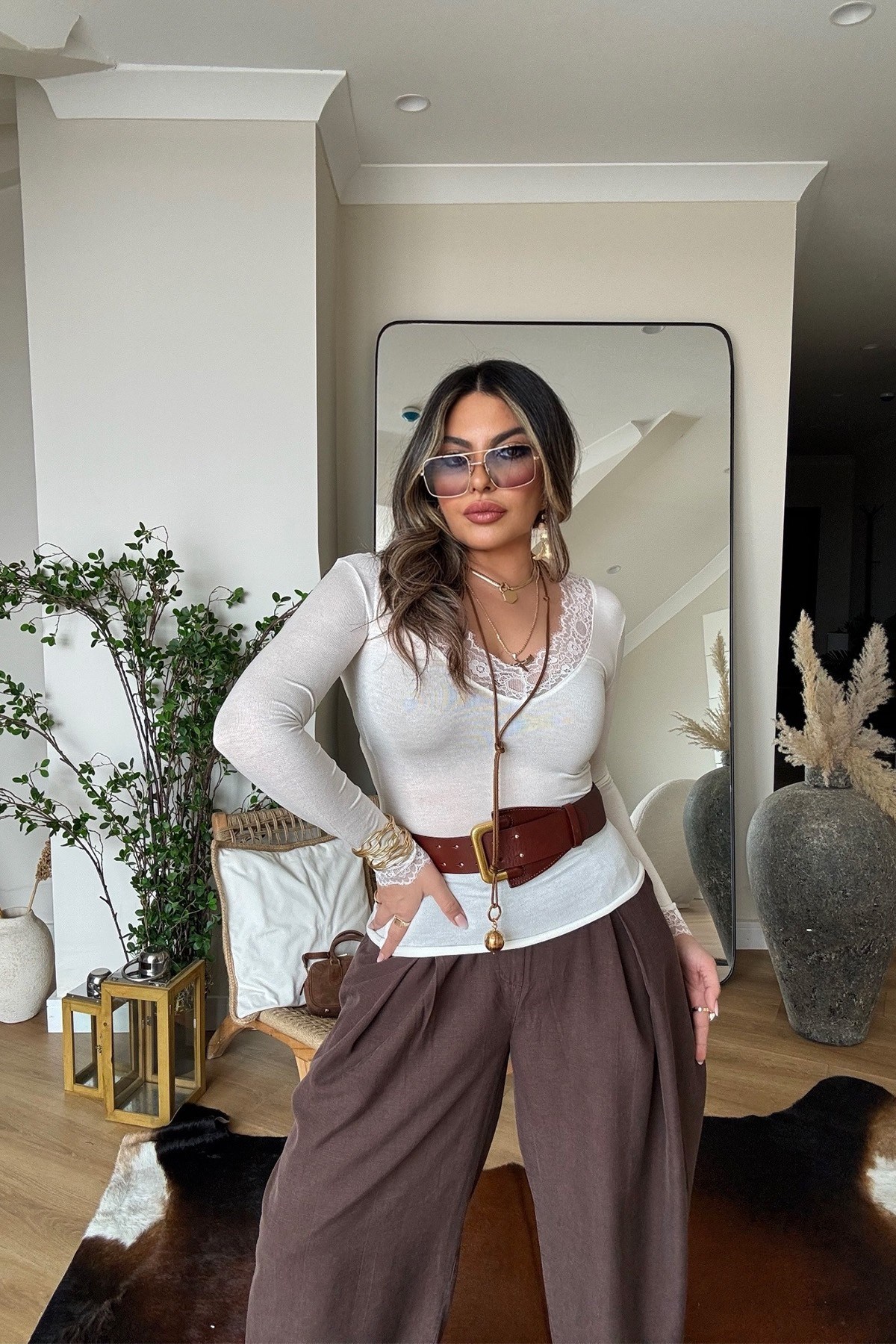 Oysho Model Dantel Detaylı Yarı Transparan Bluz Ekru