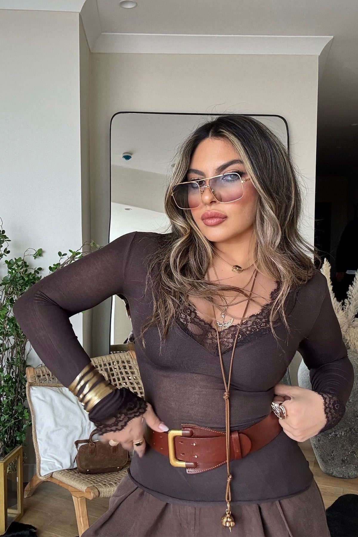 Oysho Model Dantel Detaylı Yarı Transparan Bluz Acı Kahve