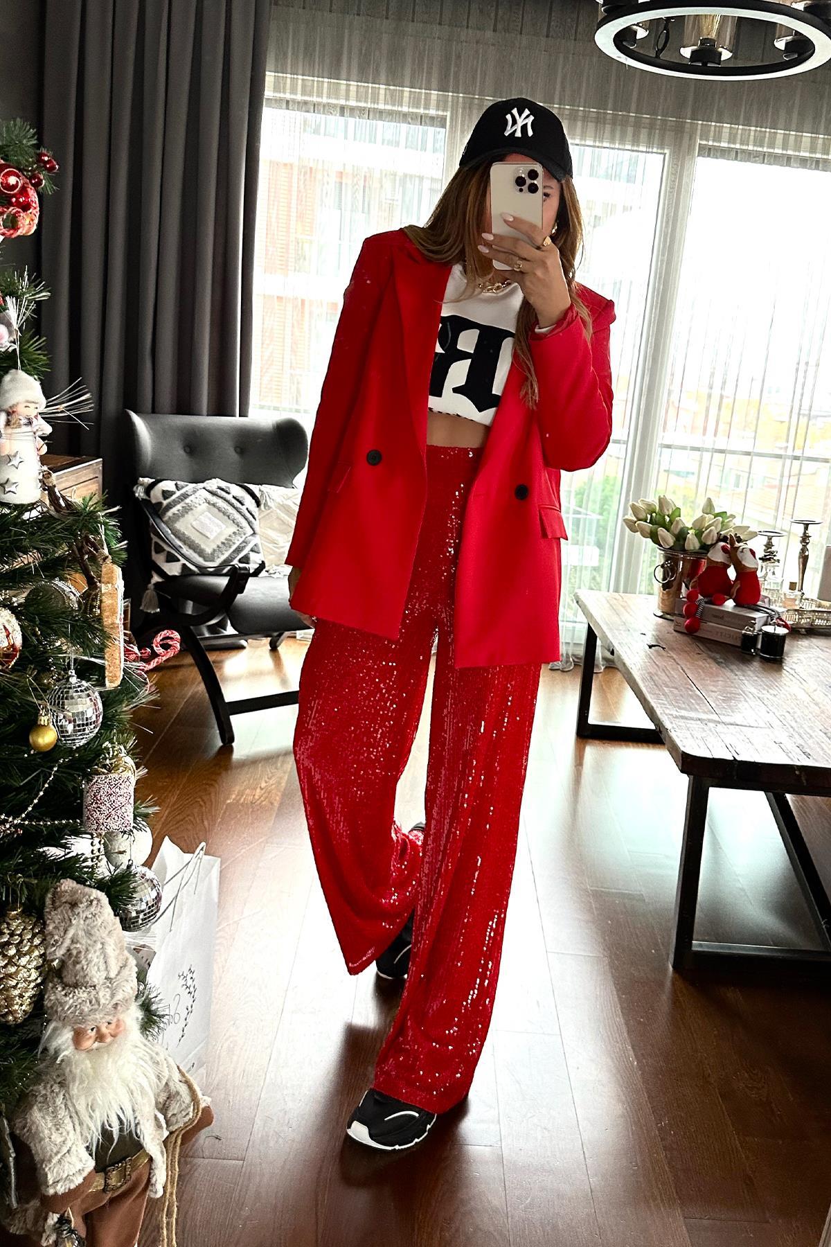 R Baskılı İşlmeli Sweat Ekru