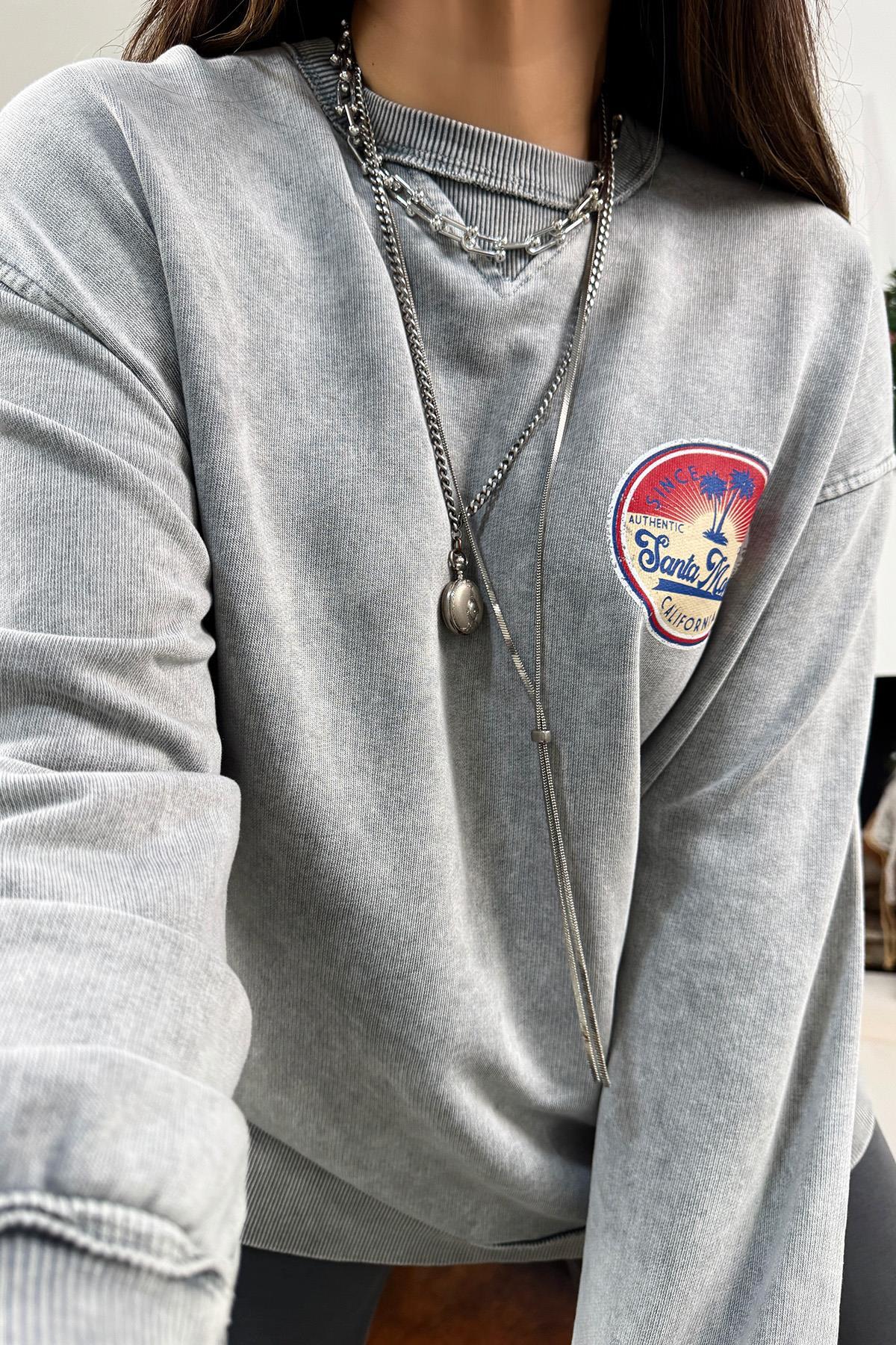 Santa Monica Sırt Baskılı Sweatshirt Gri