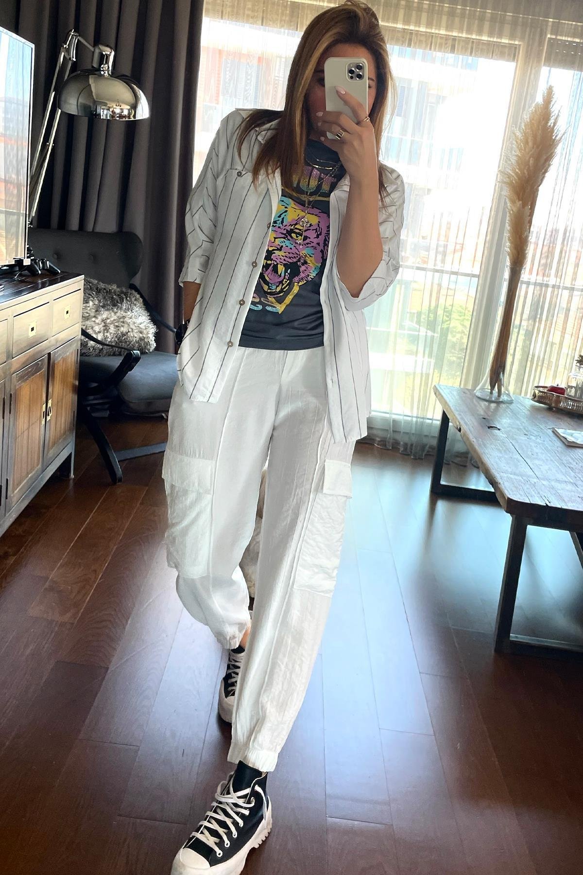 Studio Taşlı Tshirt Füme