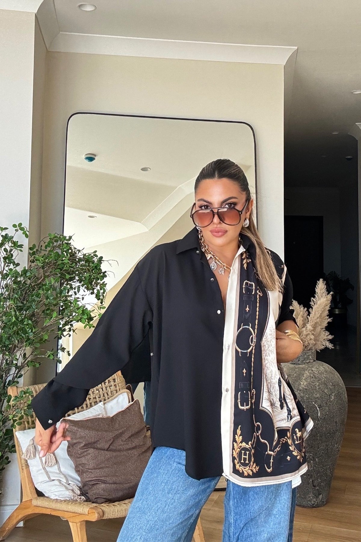 Tasarım Marka Model Siyah At Baskılı Gömlek Siyah