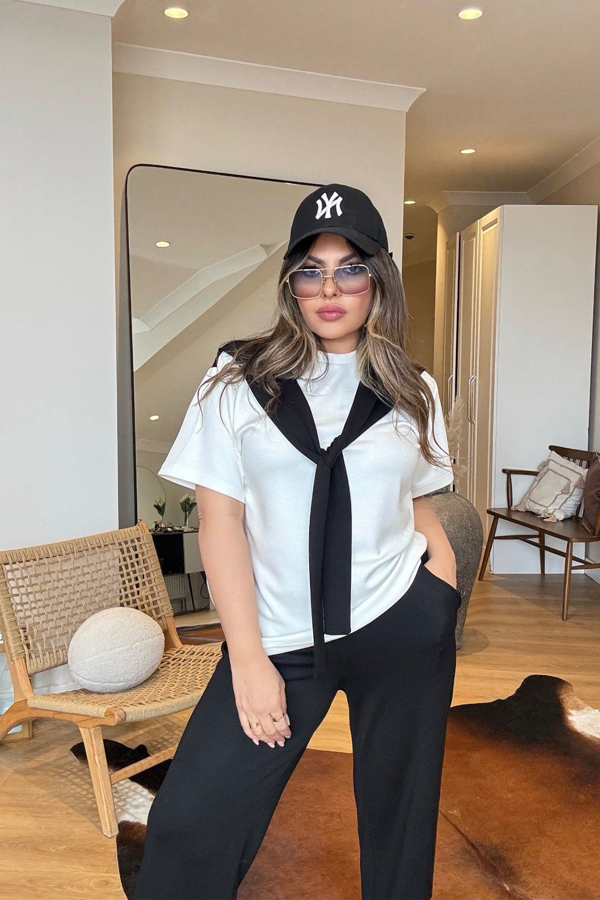 Tasarım Model Modal Takım Siyah