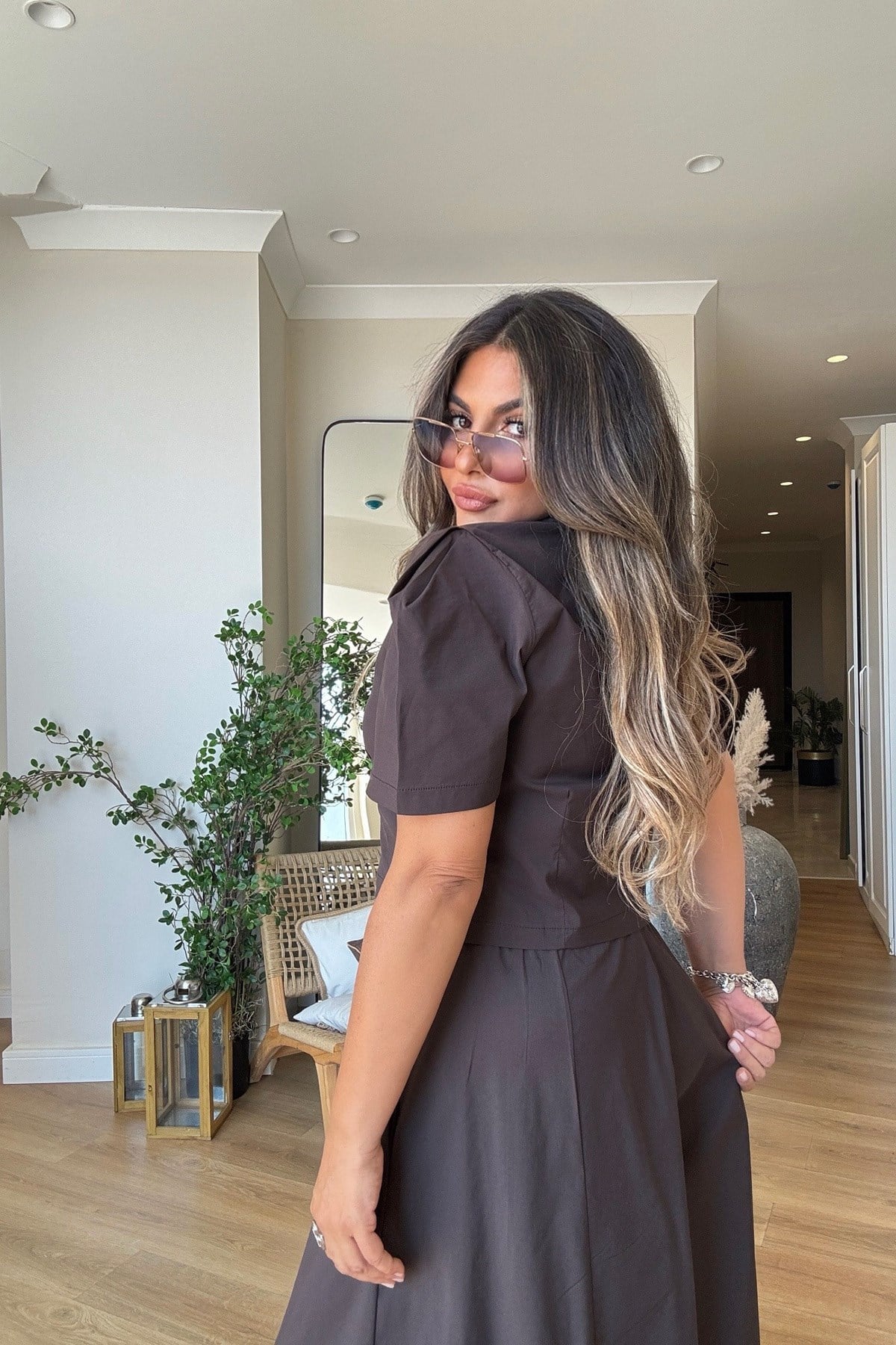Taşlı Düğmeli Poplin Gömlek Kahve