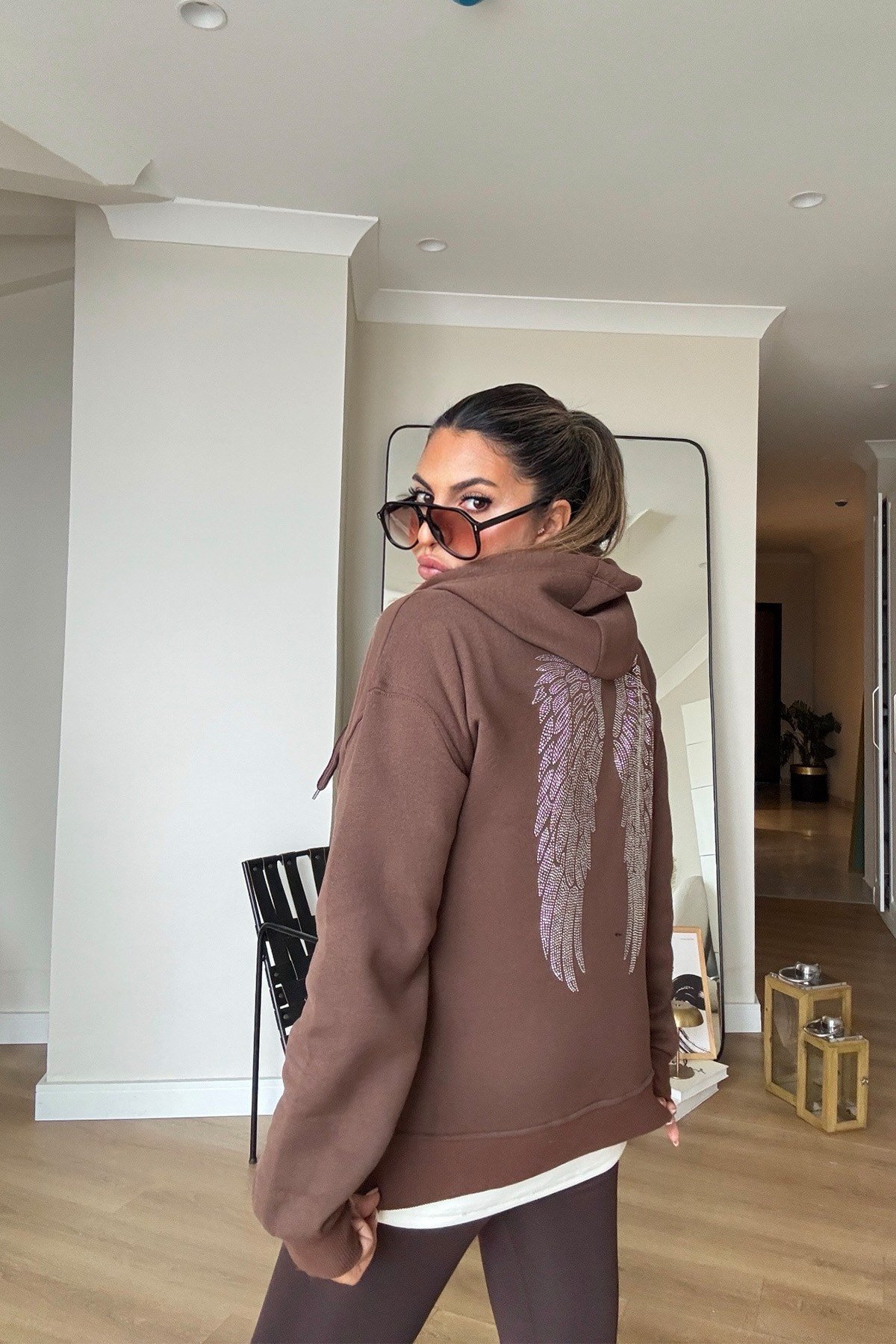 Taşlı Kanat İşlemeli Fermuarlı Sweat Kahve