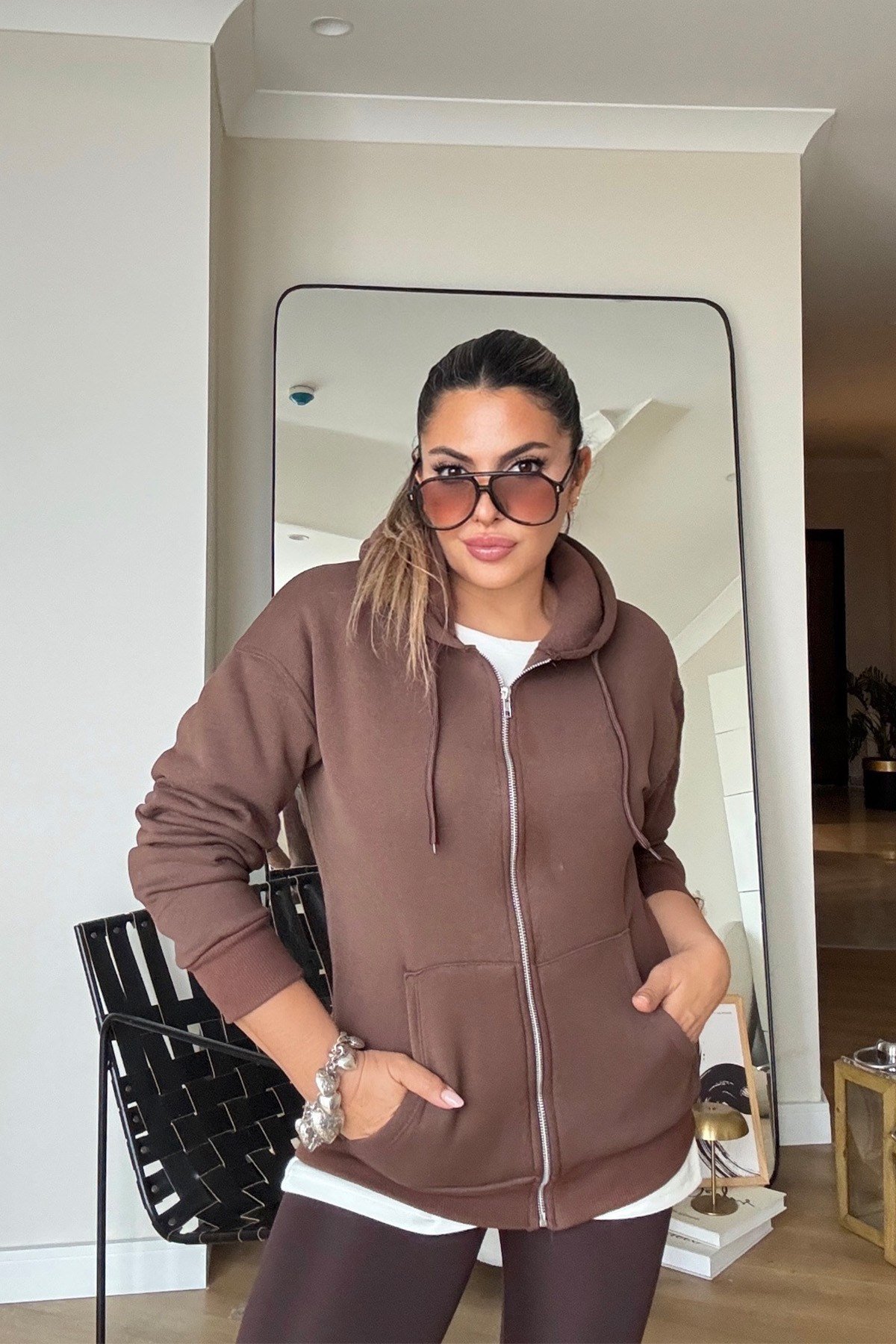 Taşlı Kanat İşlemeli Fermuarlı Sweat Kahve