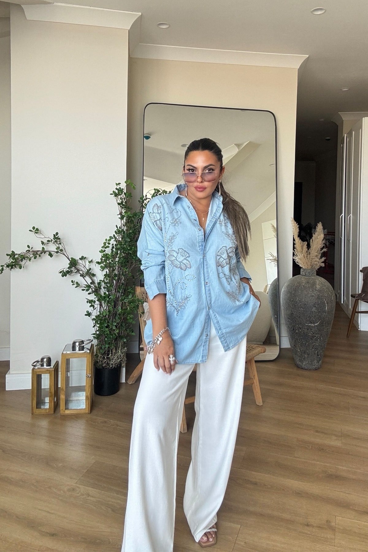 Tencel Denim Boncuk İşlemeli Gömlek Açık Mavi