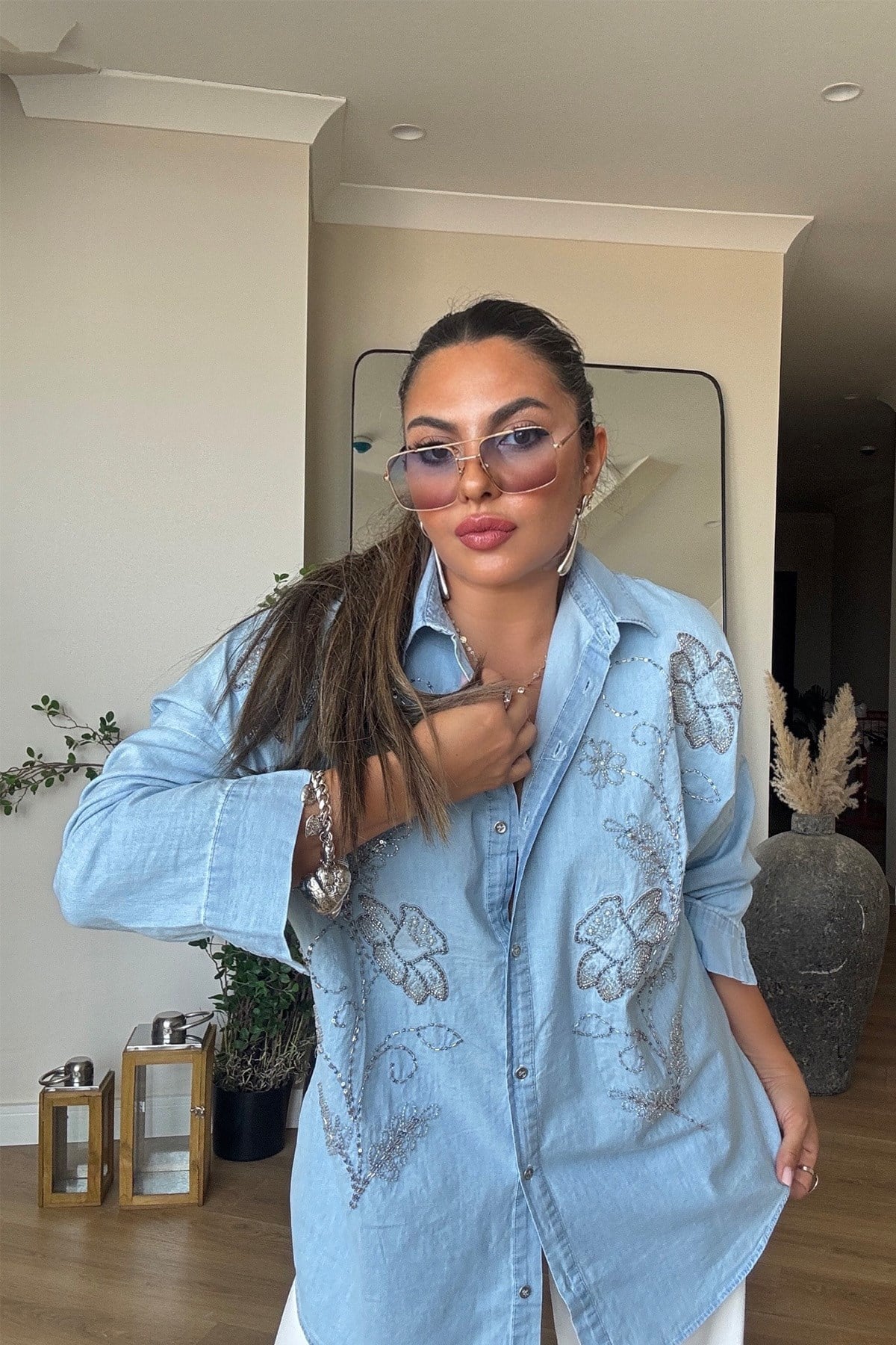 Tencel Denim Boncuk İşlemeli Gömlek Açık Mavi